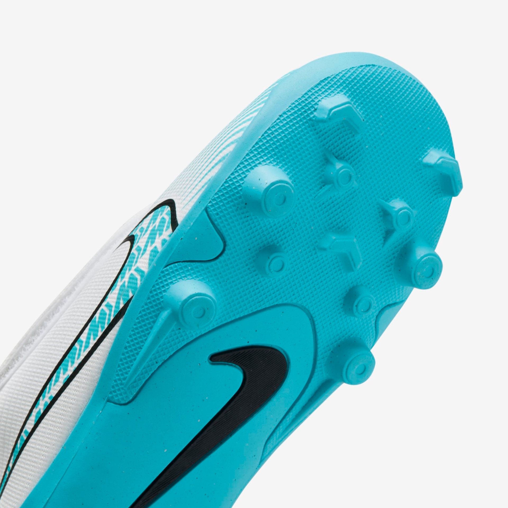 Chuteira Nike Mercurial Vapor 15 Club Infantil Campo - Foto 7