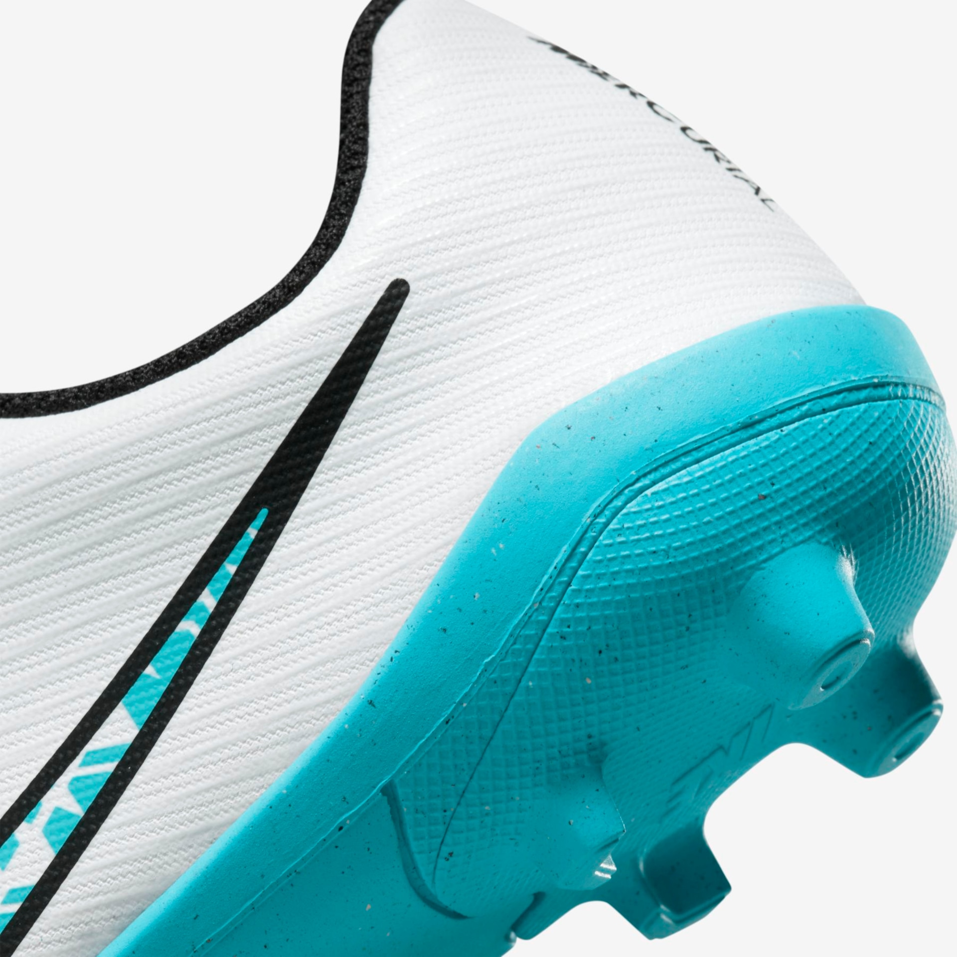 Chuteira Nike Mercurial Vapor 15 Club Infantil Campo - Foto 9