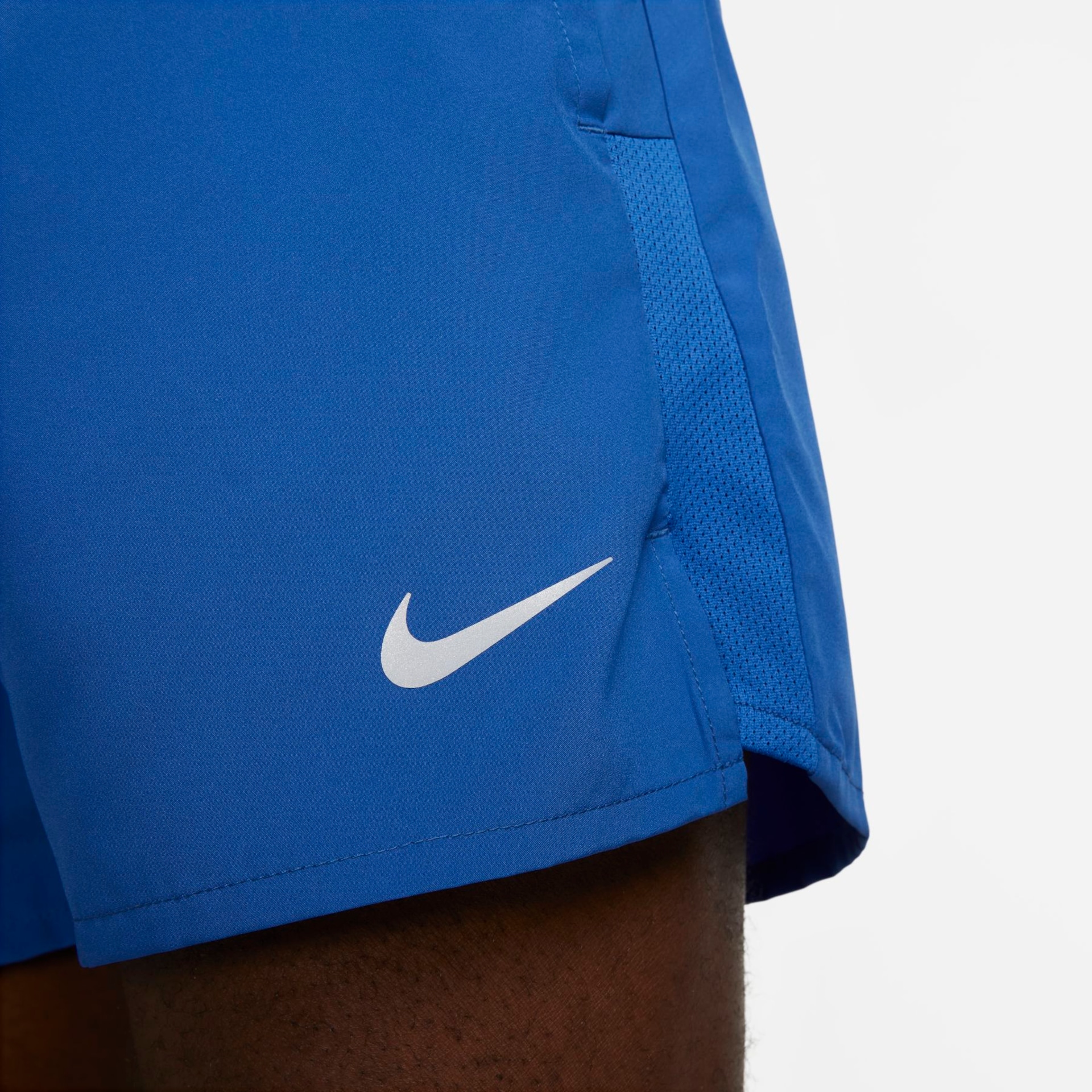 Shorts Nike Challenger Dri-FIT Masculino - Foto 4