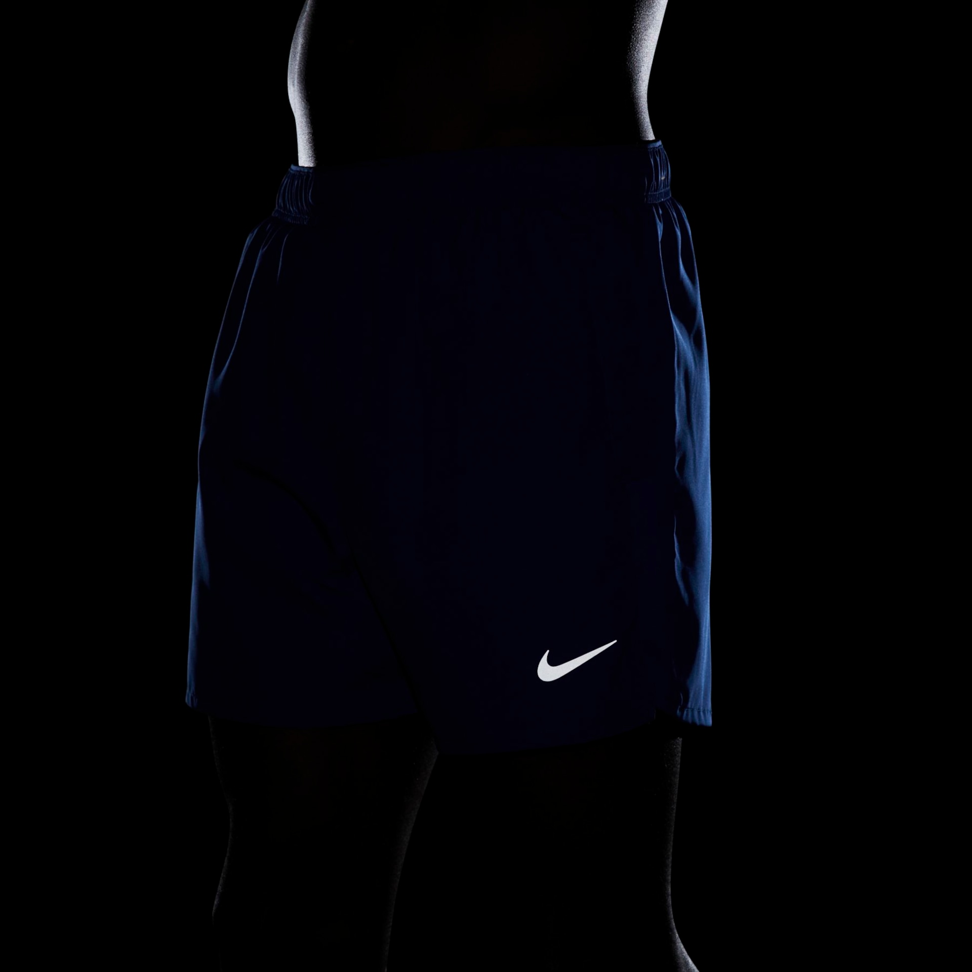 Shorts Nike Challenger Dri-FIT Masculino - Foto 9