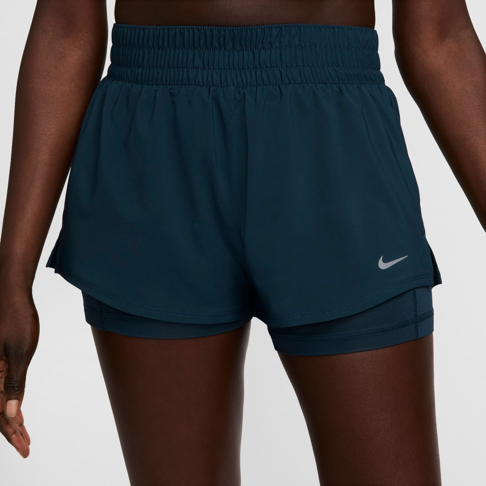 Shorts Nike One Feminino - Foto 8