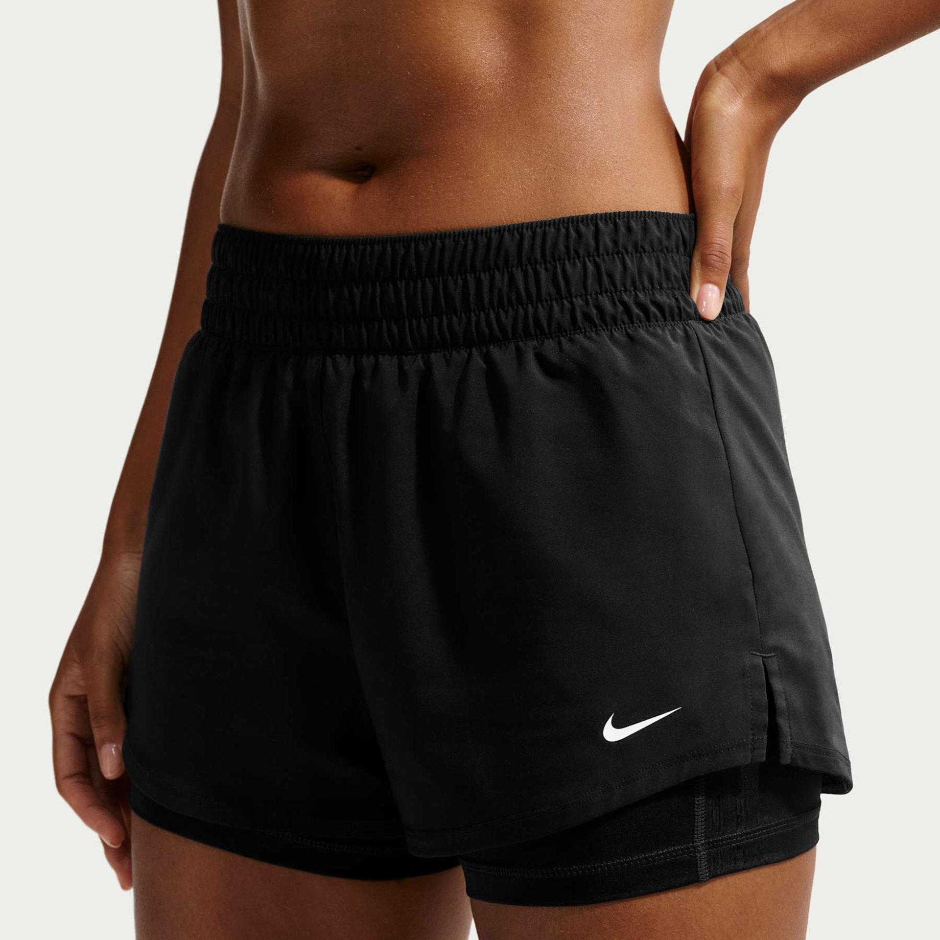 Shorts Nike One Feminino - Foto 1