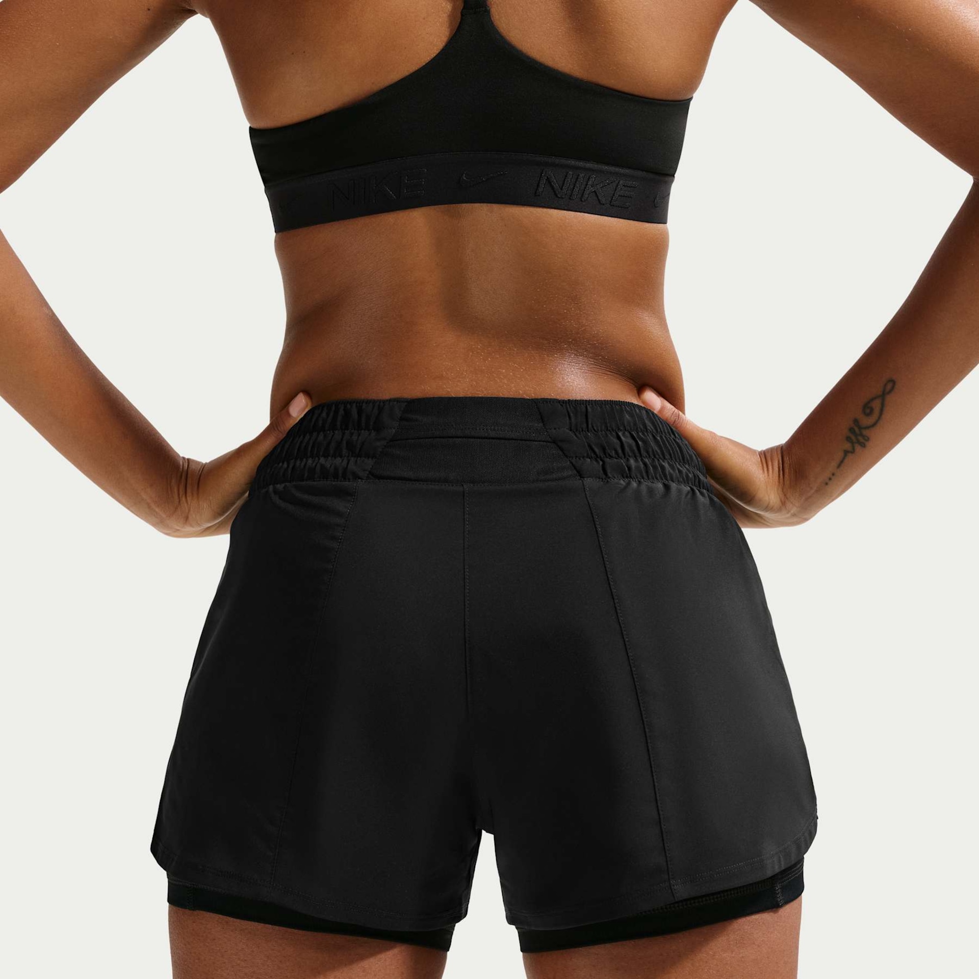 Shorts Nike One Feminino - Foto 3