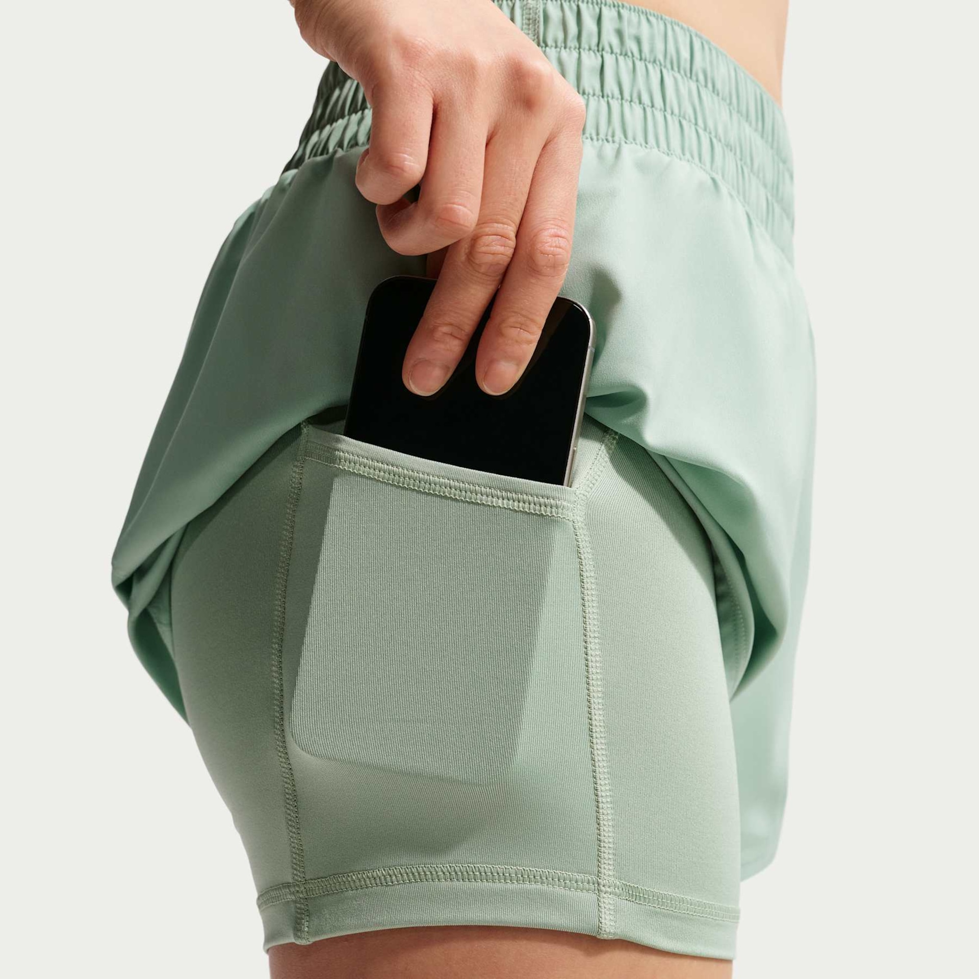 Shorts Nike One Feminino - Foto 6