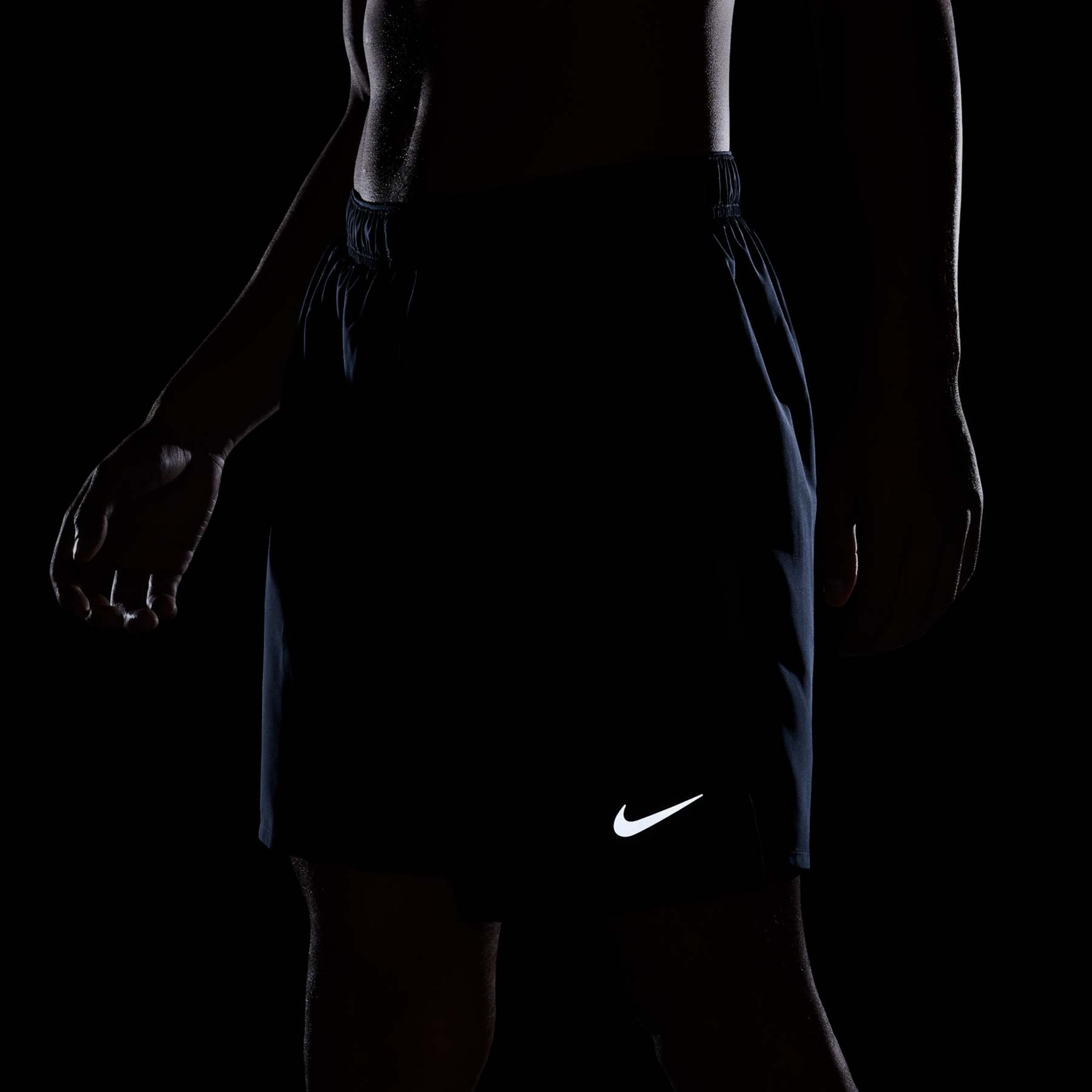 Shorts Nike Challenger Masculino - Foto 9