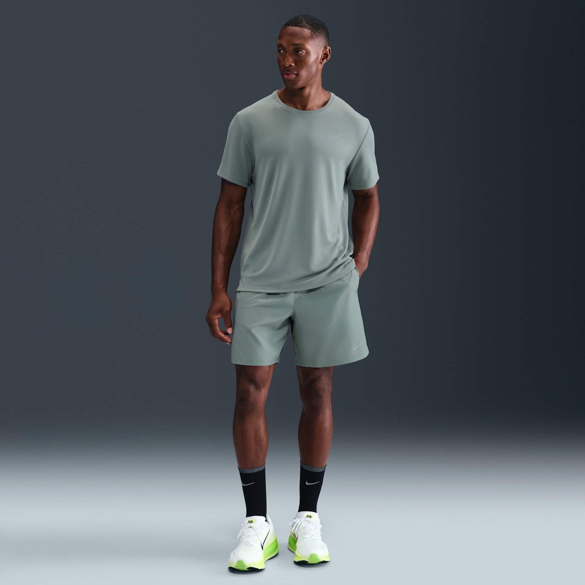 Imagem principal de Shorts Nike Challenger Masculino