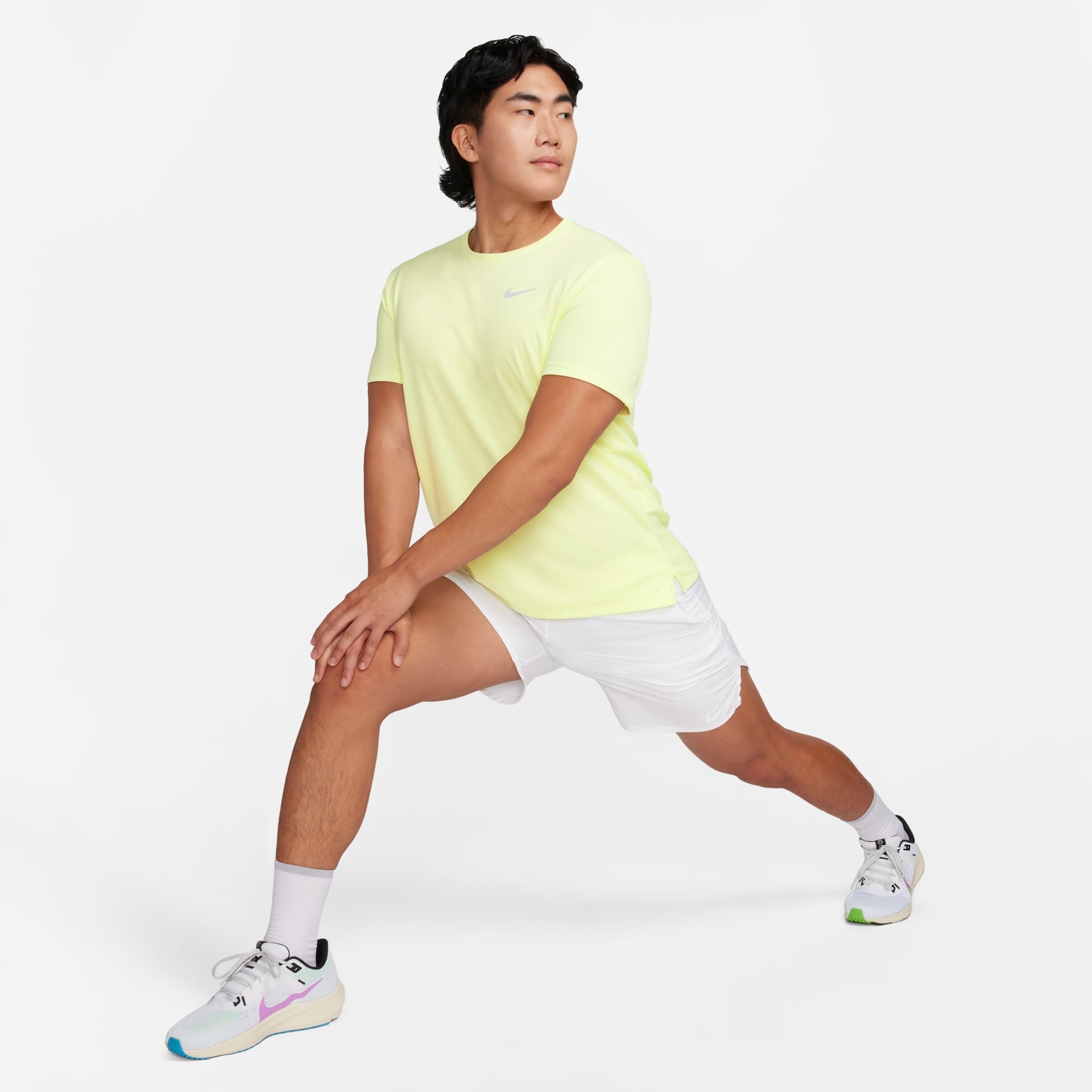 Camiseta Nike Dri-FIT UV Miller Masculina - Foto 5