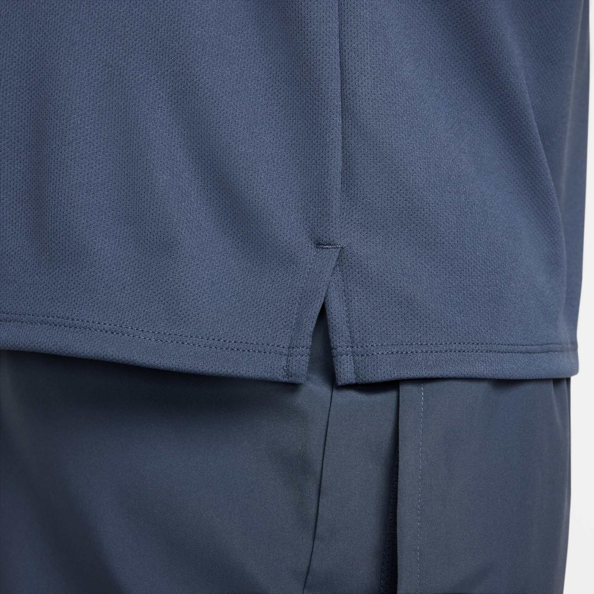 Camiseta Nike Dri-FIT UV Miller Masculina - Foto 4