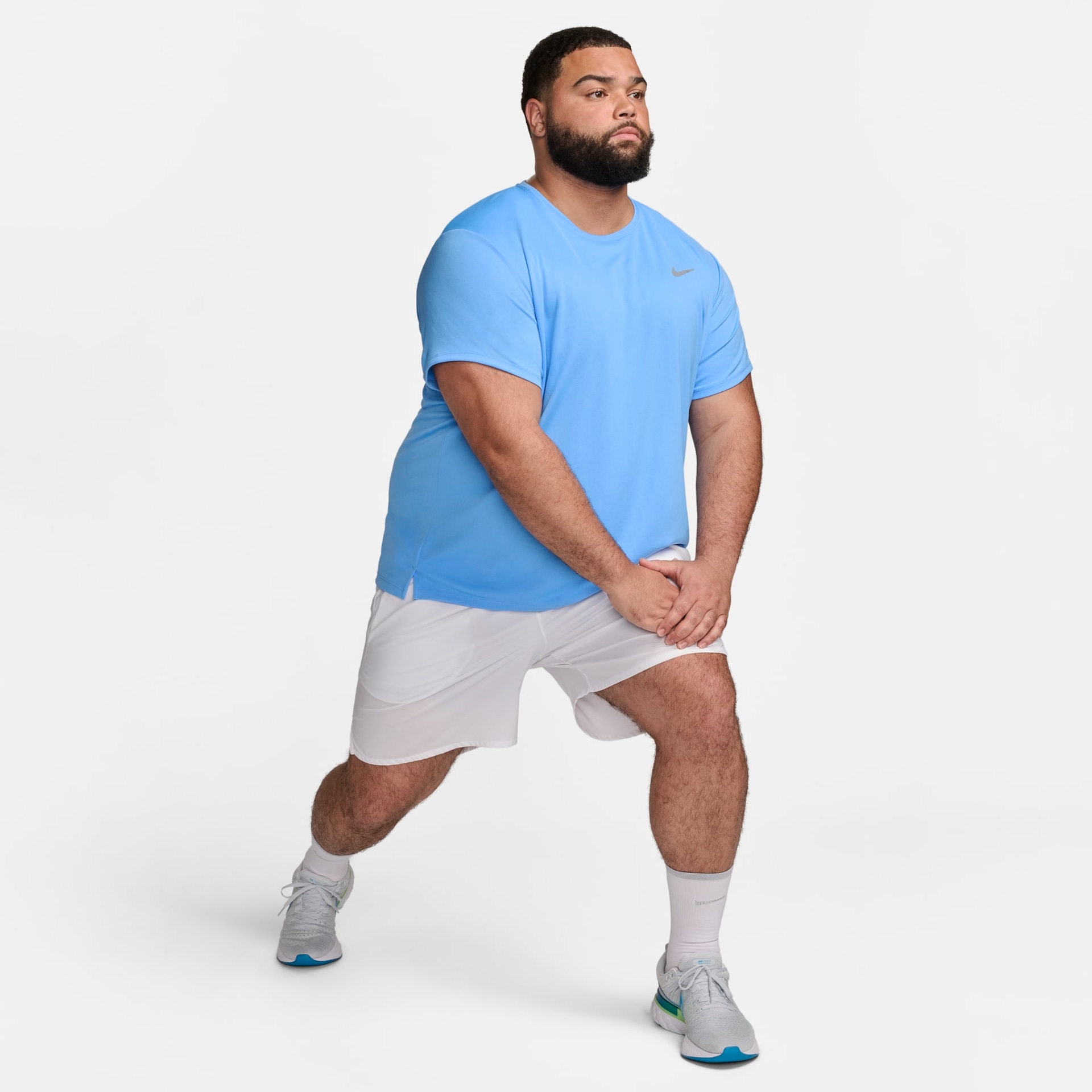 Camiseta Nike Dri-FIT UV Miller Masculina - Foto 11