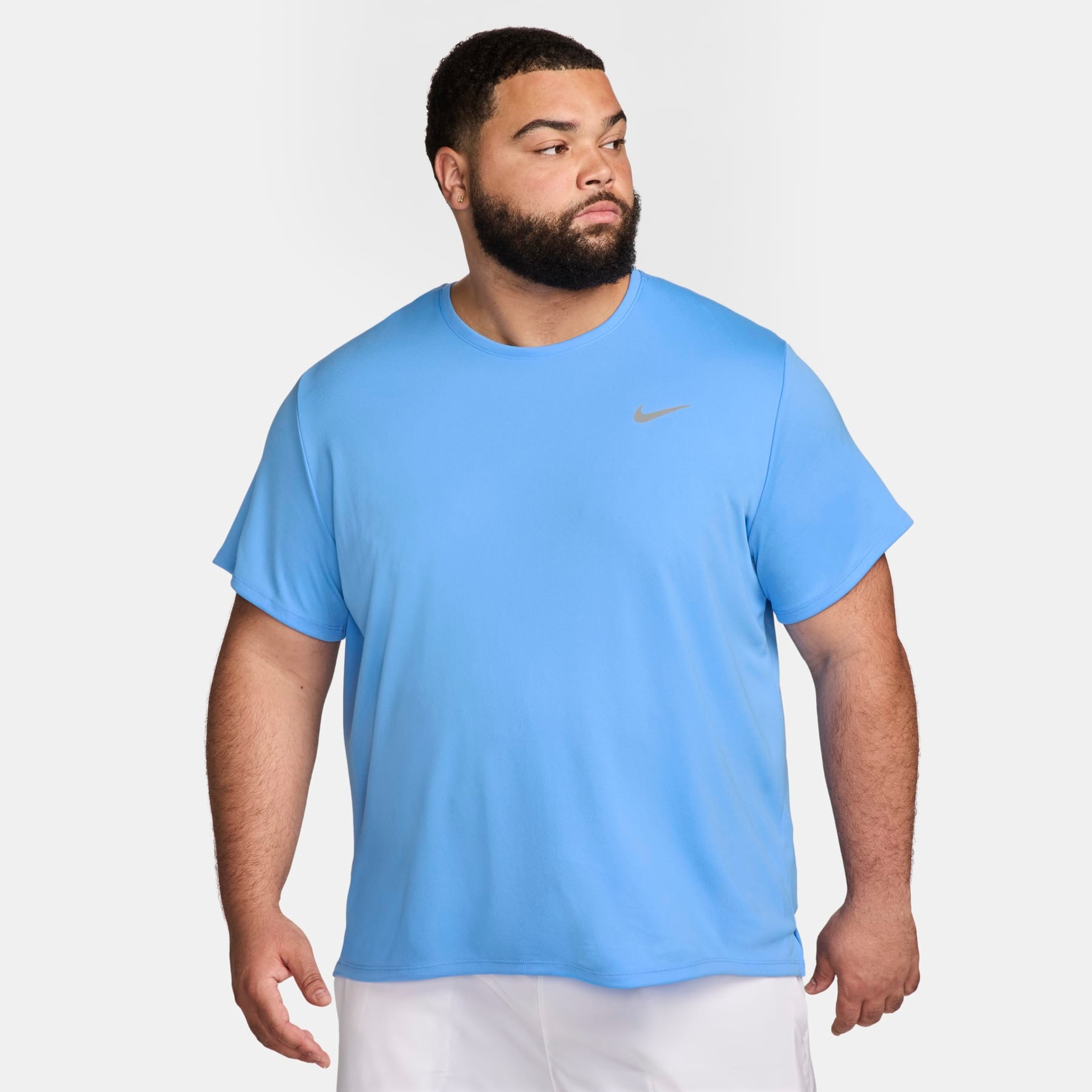 Camiseta Nike Dri-FIT UV Miller Masculina - Foto 7