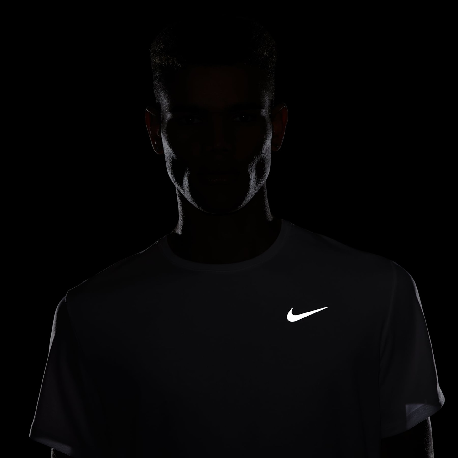 Camiseta Nike Dri-FIT UV Miller Masculina - Foto 6