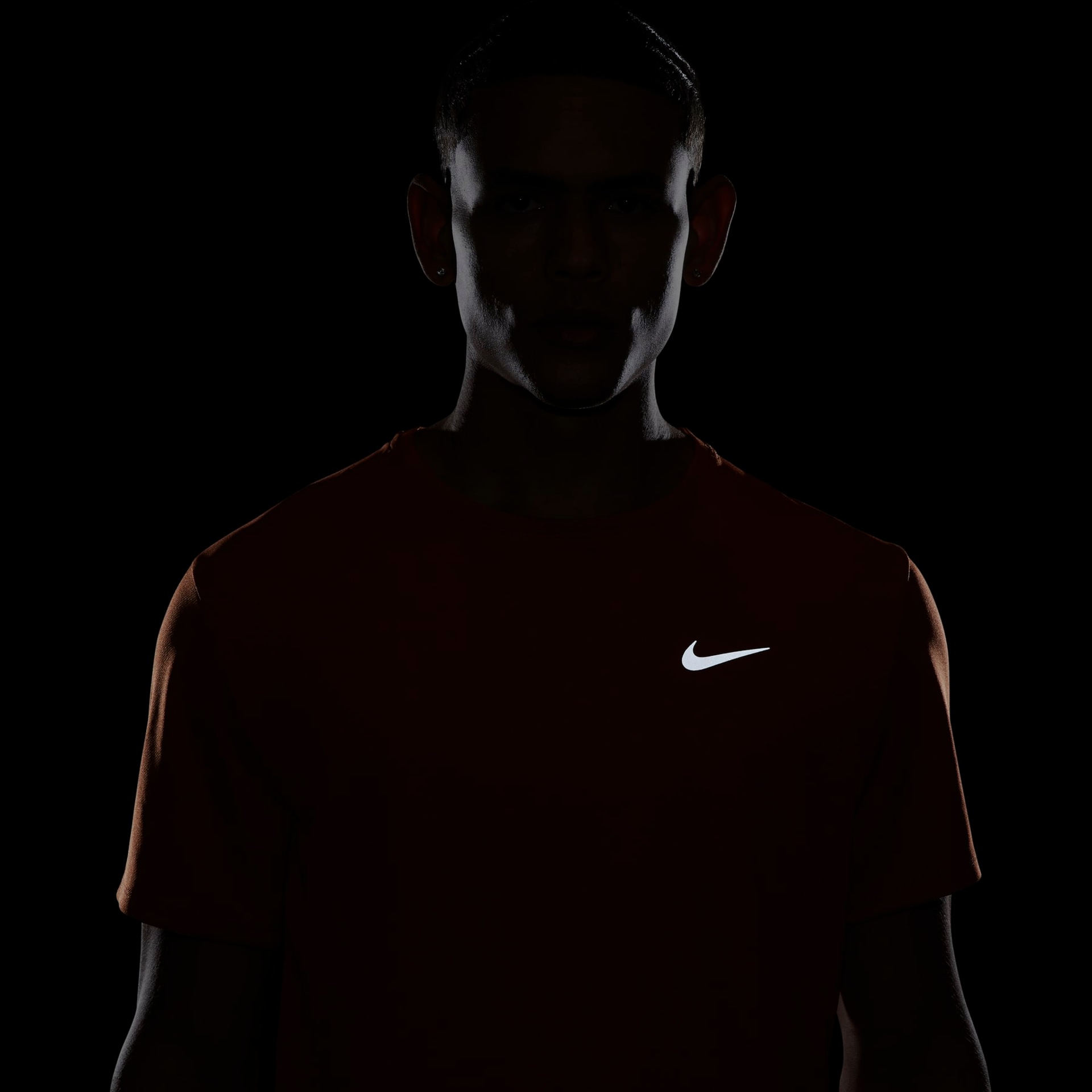 Camiseta Nike Dri-FIT UV Miller Masculina - Foto 6