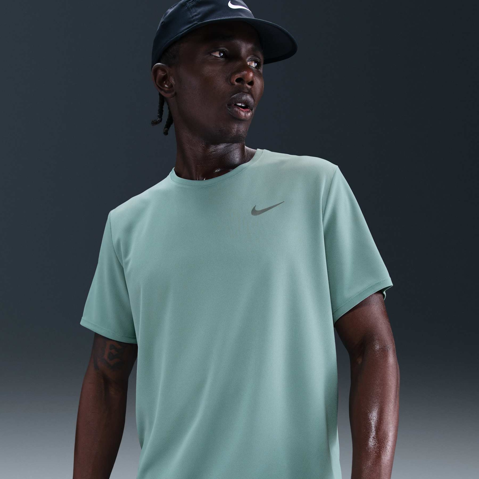 Camiseta Nike Dri-FIT UV Miller Masculina - Foto 1