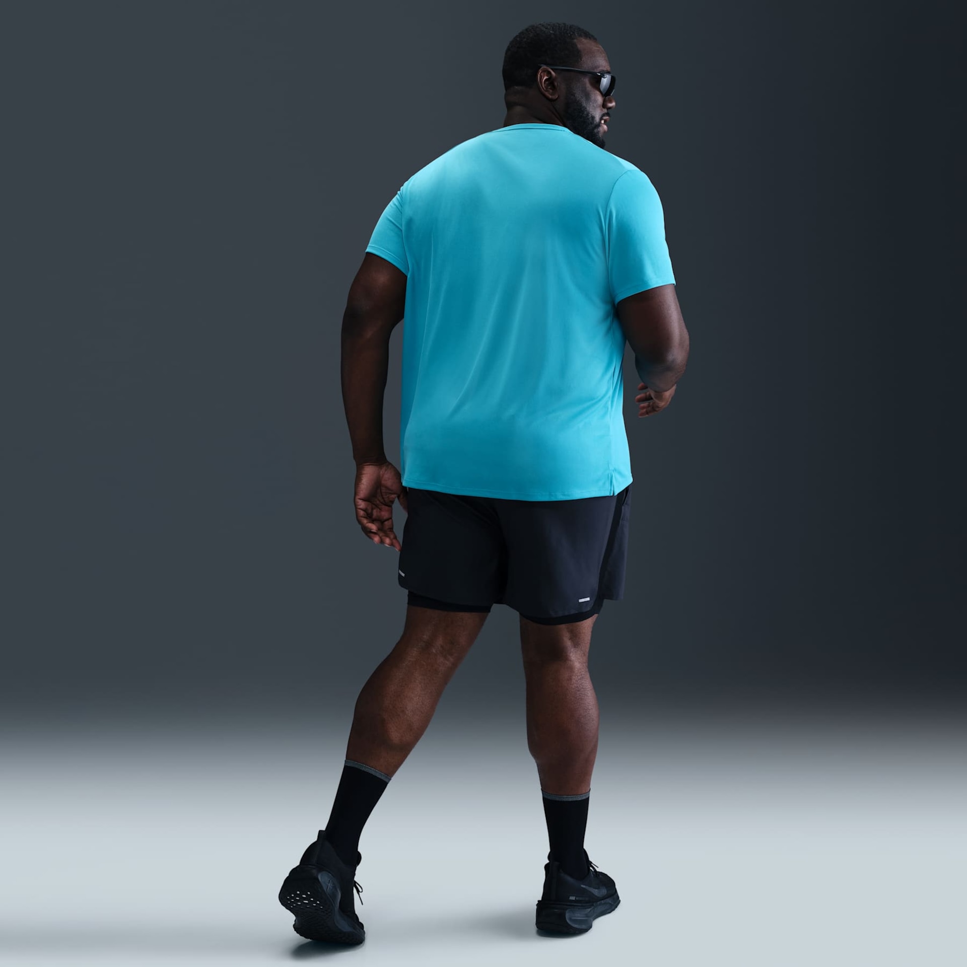 Camiseta Nike Dri-FIT UV Miller Masculina - Foto 11