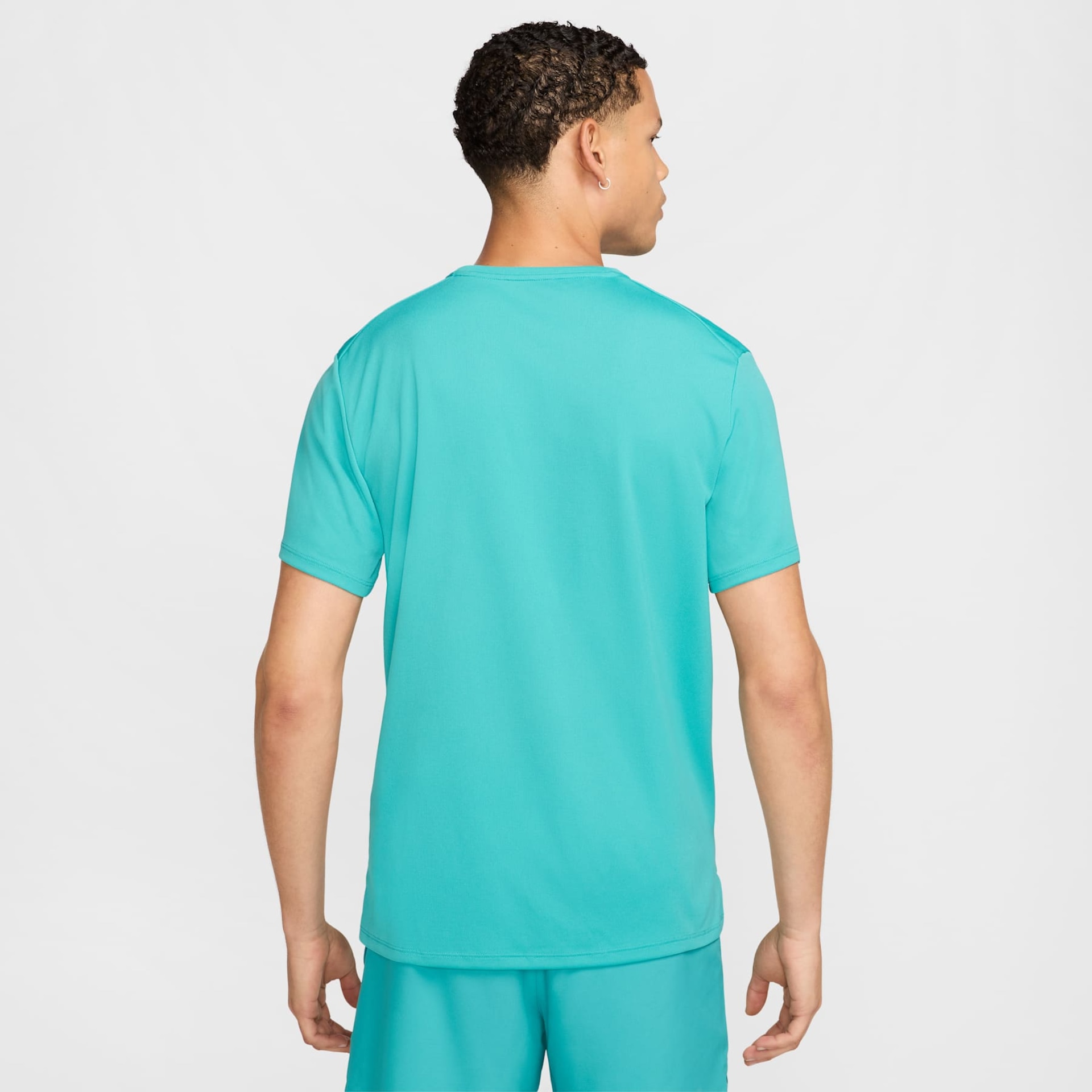 Camiseta Nike Dri-FIT UV Miller Masculina - Foto 2