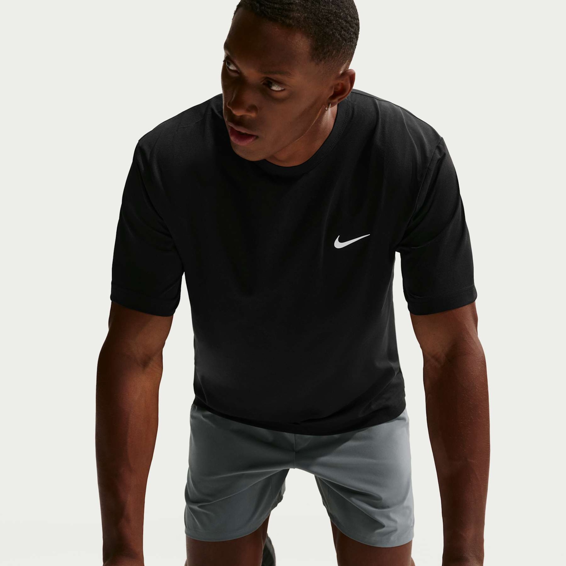 Camiseta Nike Hyverse Dri-FIT UV Masculina - Foto 7