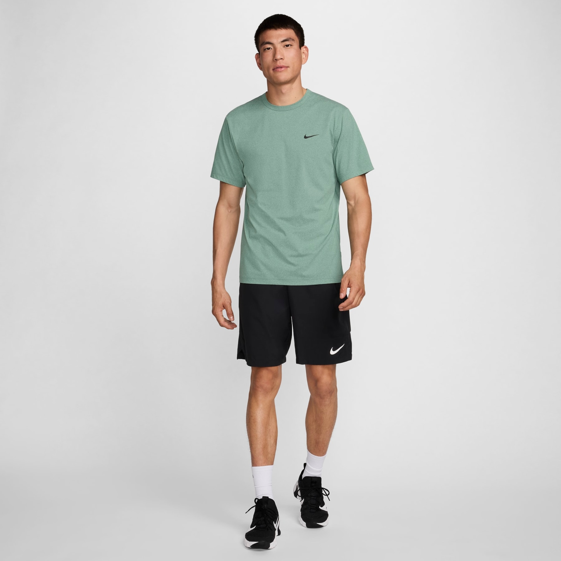 Camiseta Nike Hyverse Dri-FIT UV Masculina - Foto 4