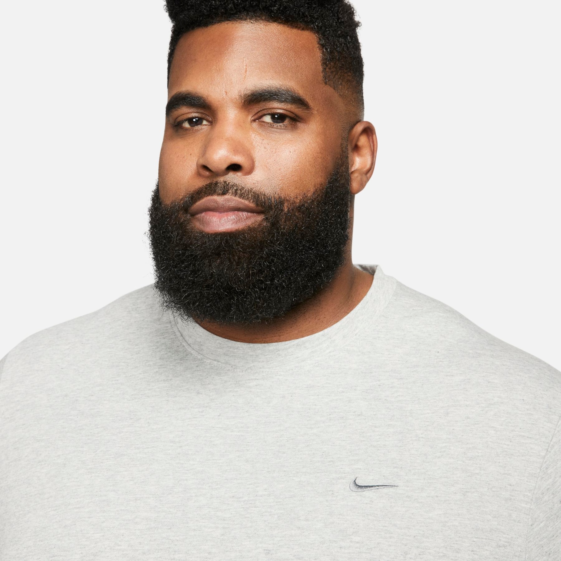 Camiseta Nike Dri-FIT Primary Statement Masculina - Foto 10