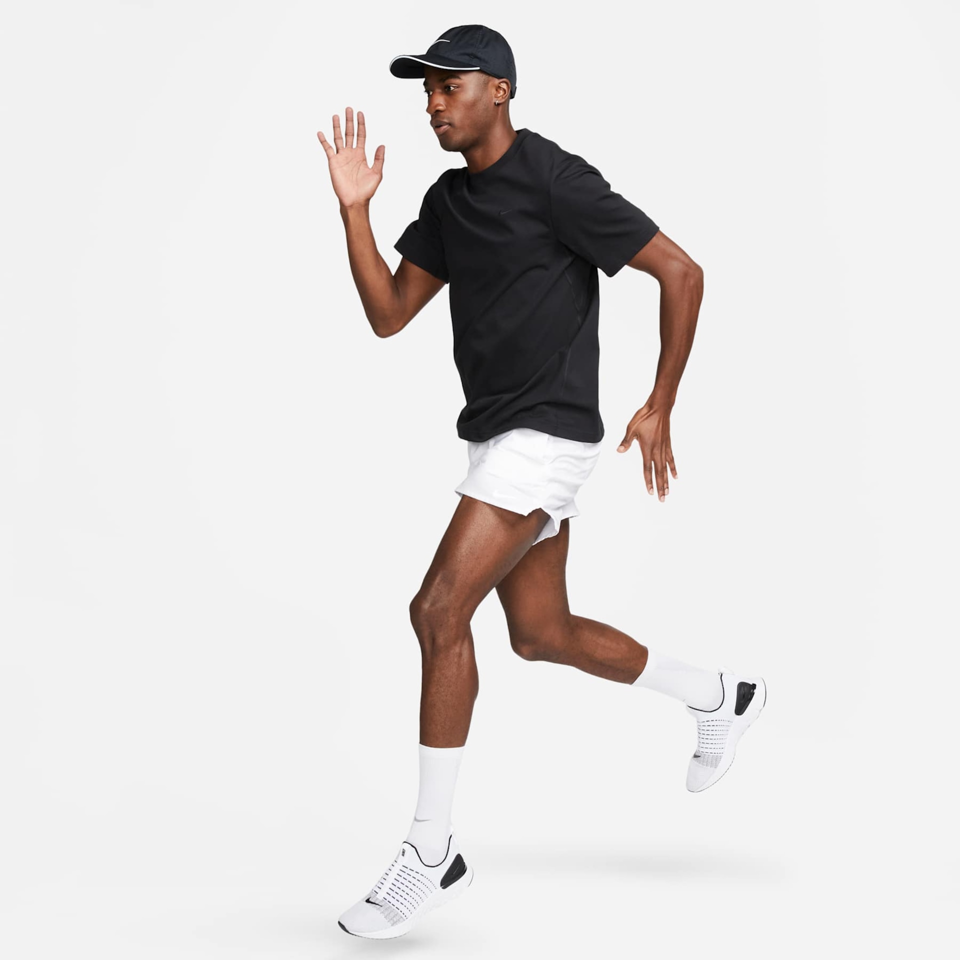 Camiseta Nike Dri-FIT Primary Statement Masculina - Foto 7