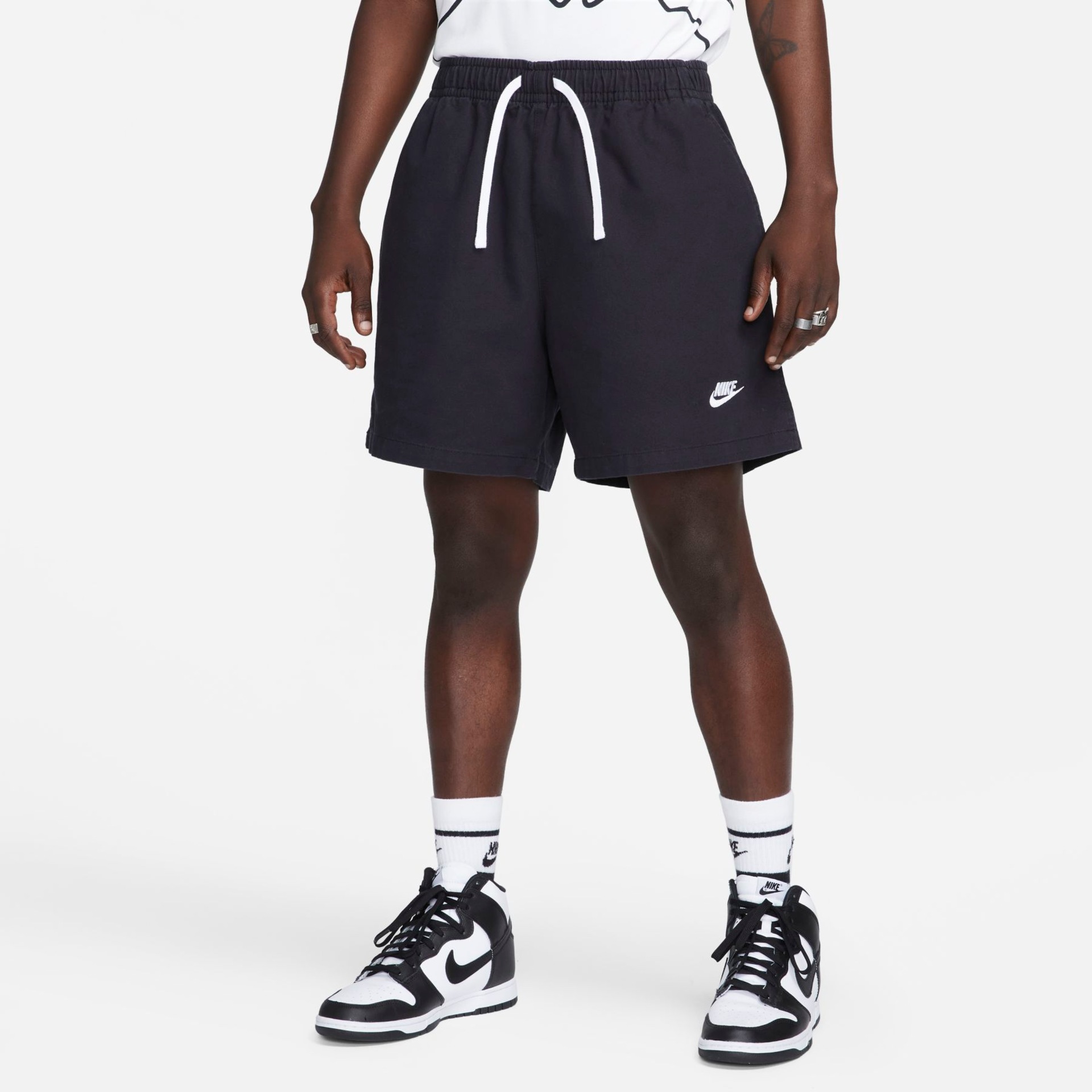 Shorts Nike Club+ Woven Wash Flow Masculino - Foto 1