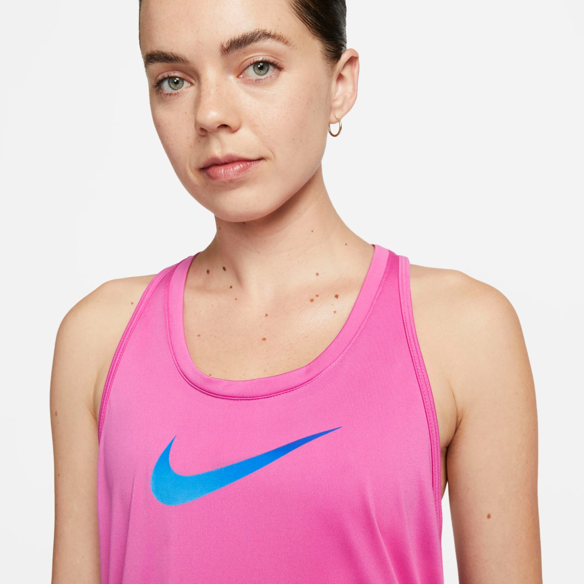 Regata Nike One Dri-FIT Swoosh Feminina - Foto 5