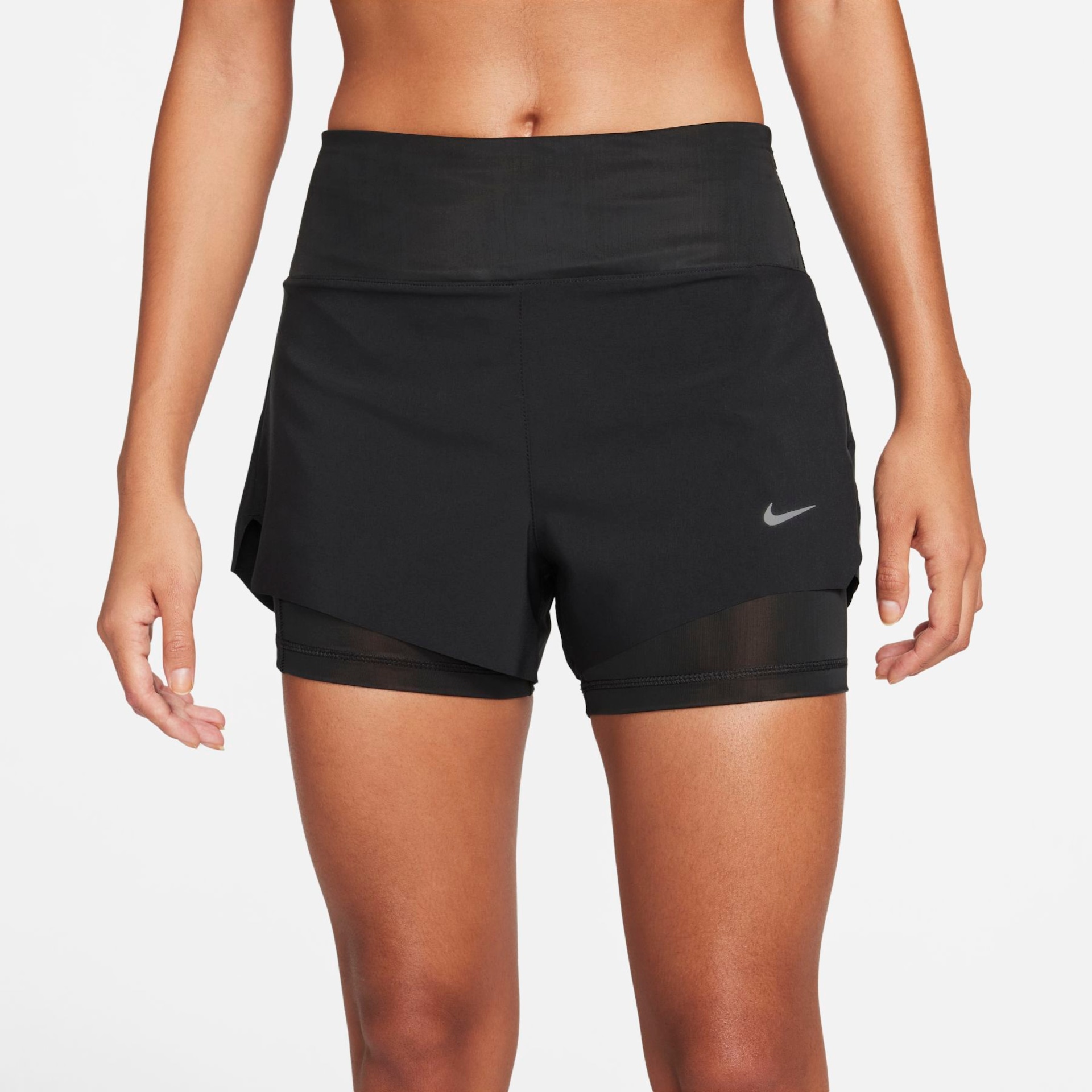 Shorts Nike Dri-FIT Swift Feminino - Foto 2