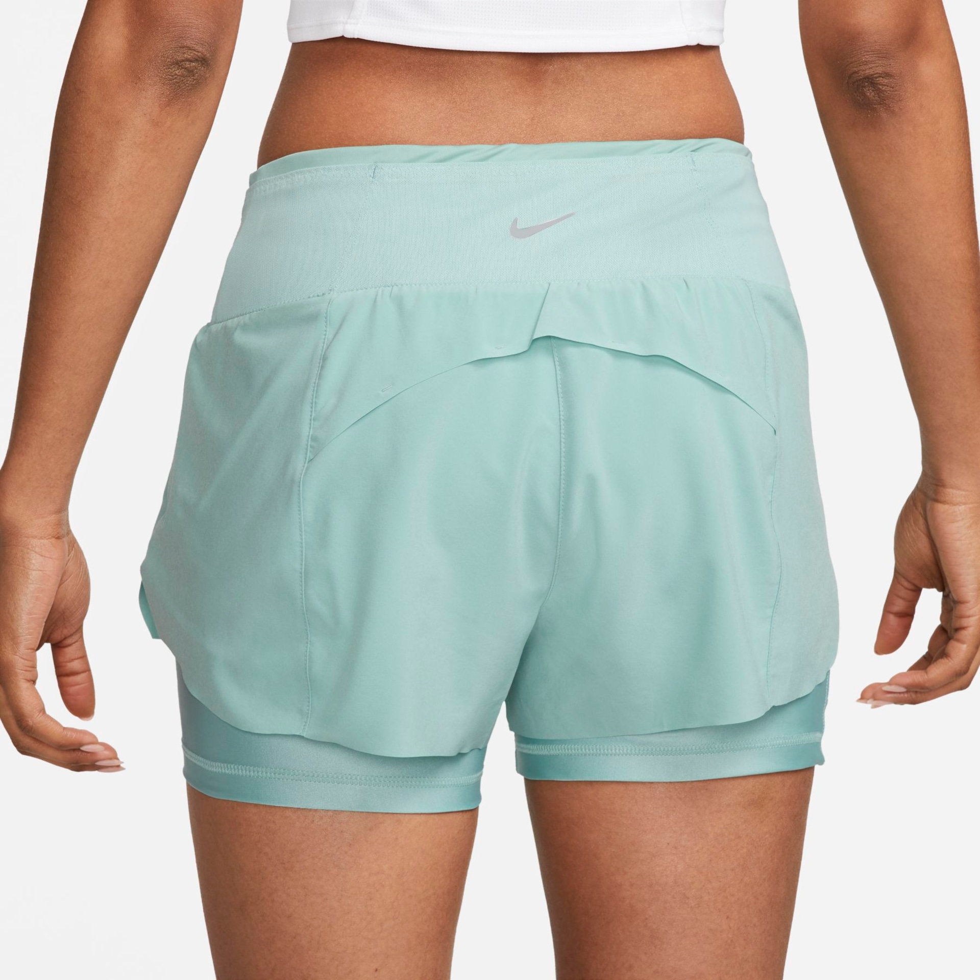 Shorts Nike Dri-FIT Swift Feminino - Foto 3