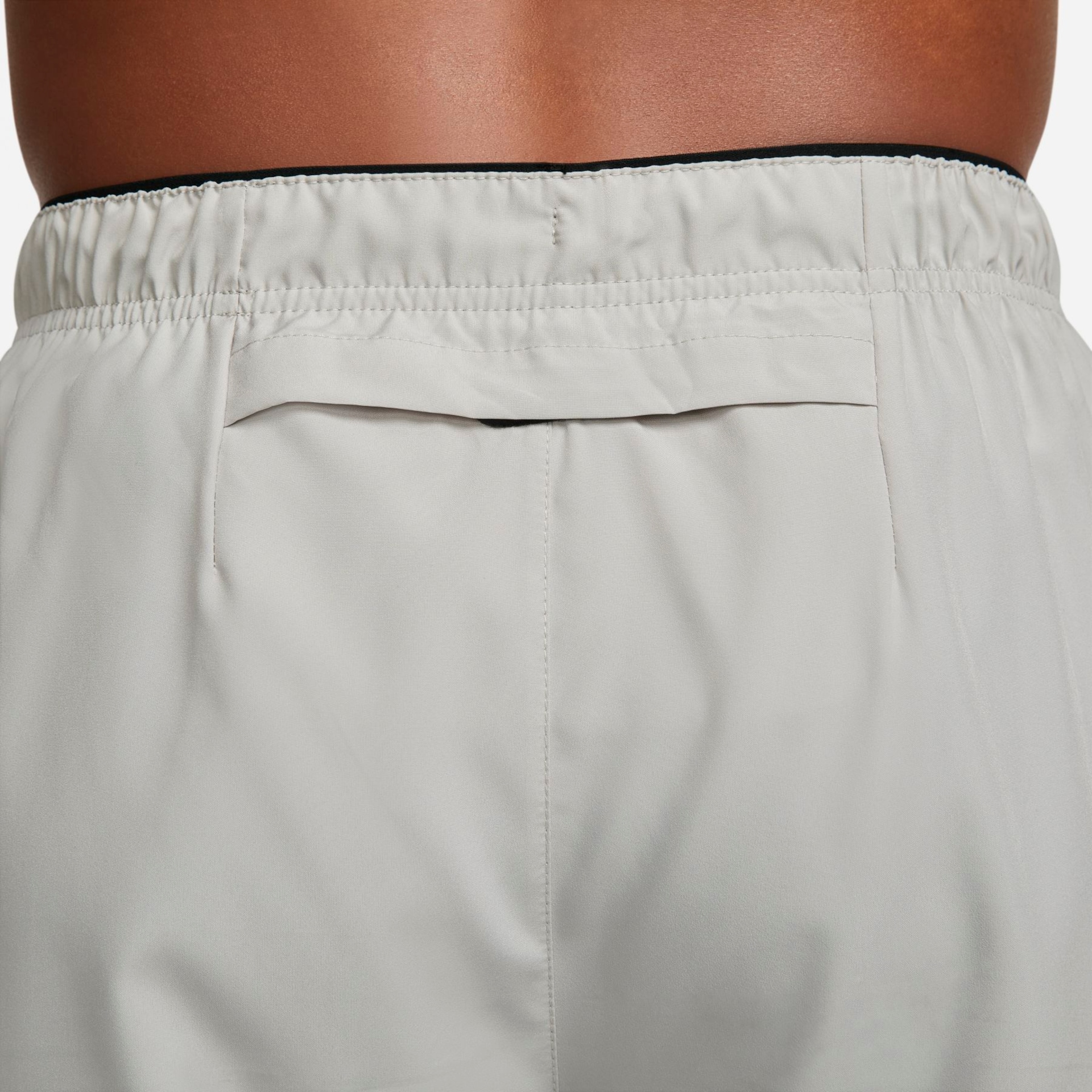Shorts Nike Dri-FIT Challenger Masculino - Foto 7