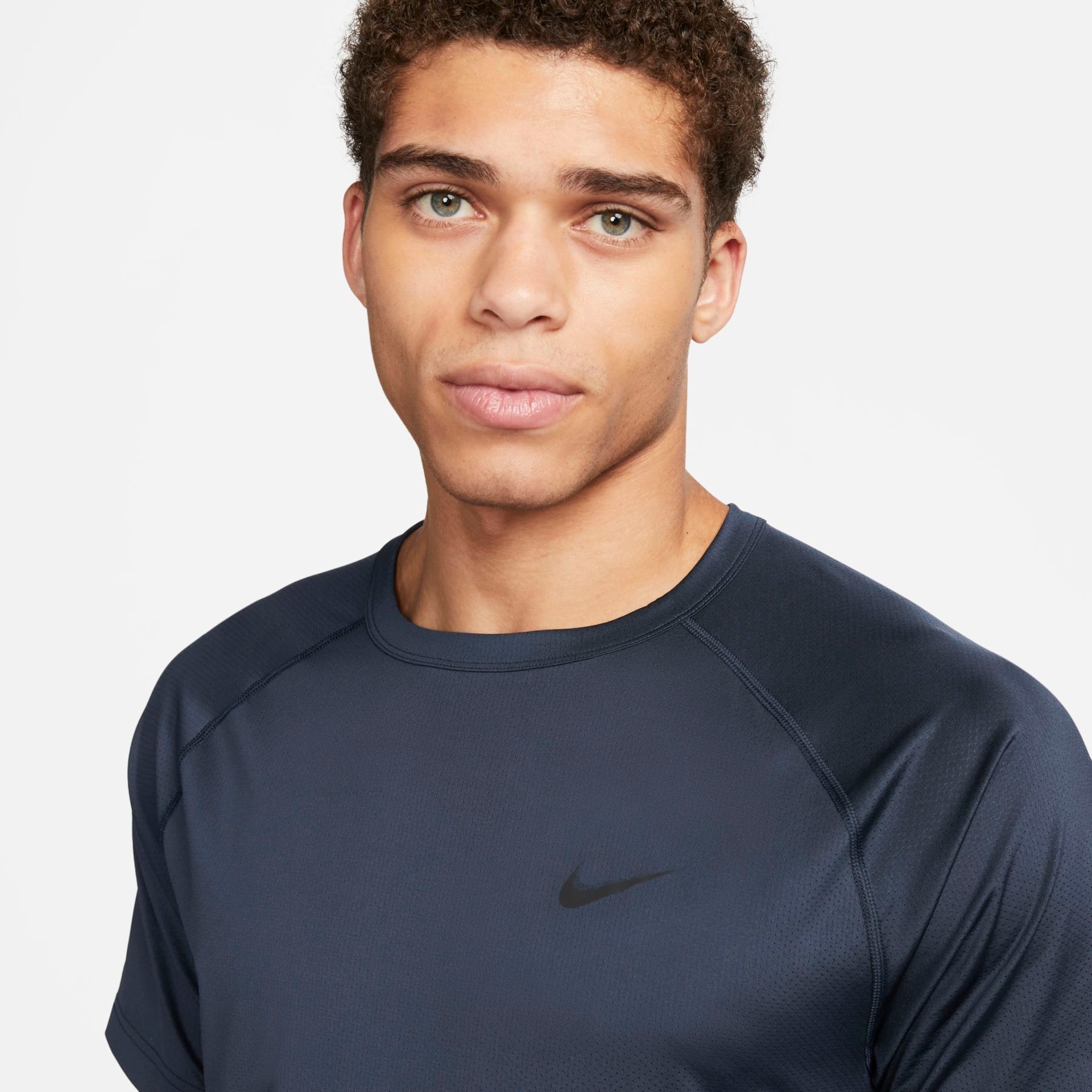 Camiseta Nike Ready Dri-FIT Masculina - Foto 3