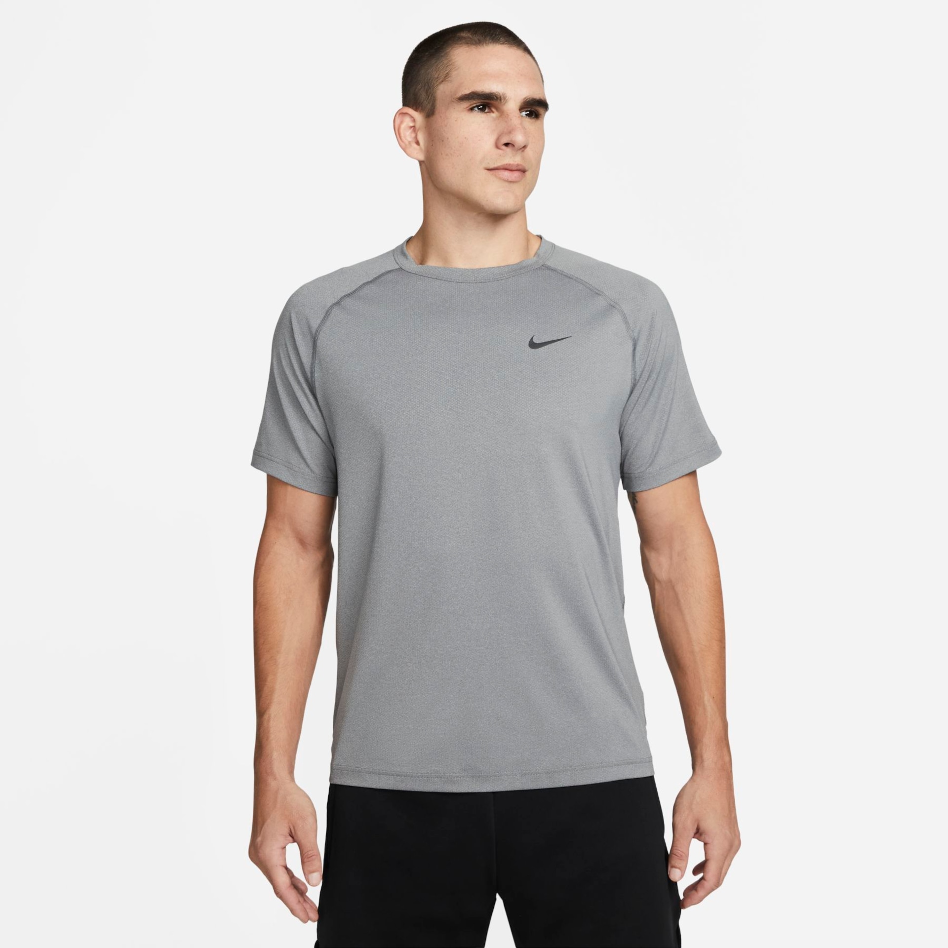 Camiseta Nike Ready Dri-FIT Masculina - Foto 1