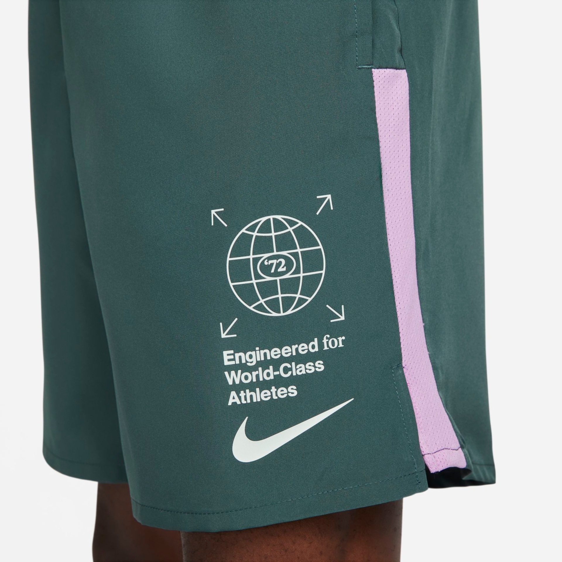 Shorts Nike Dri-FIT Challenger Masculino - Foto 5