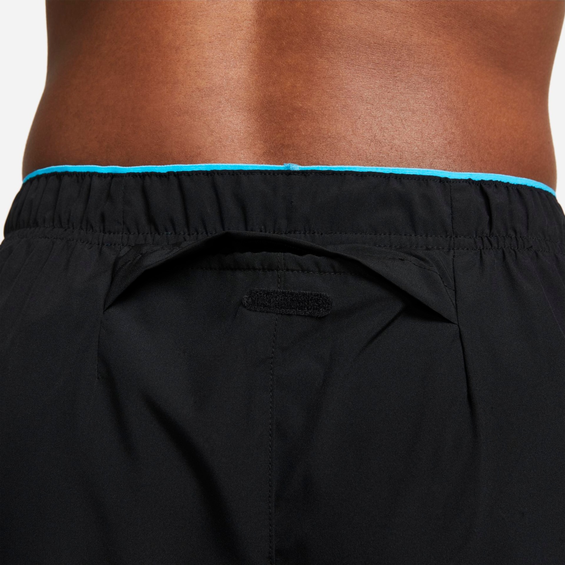 Shorts Nike Dri-FIT Challenger Masculino - Foto 7