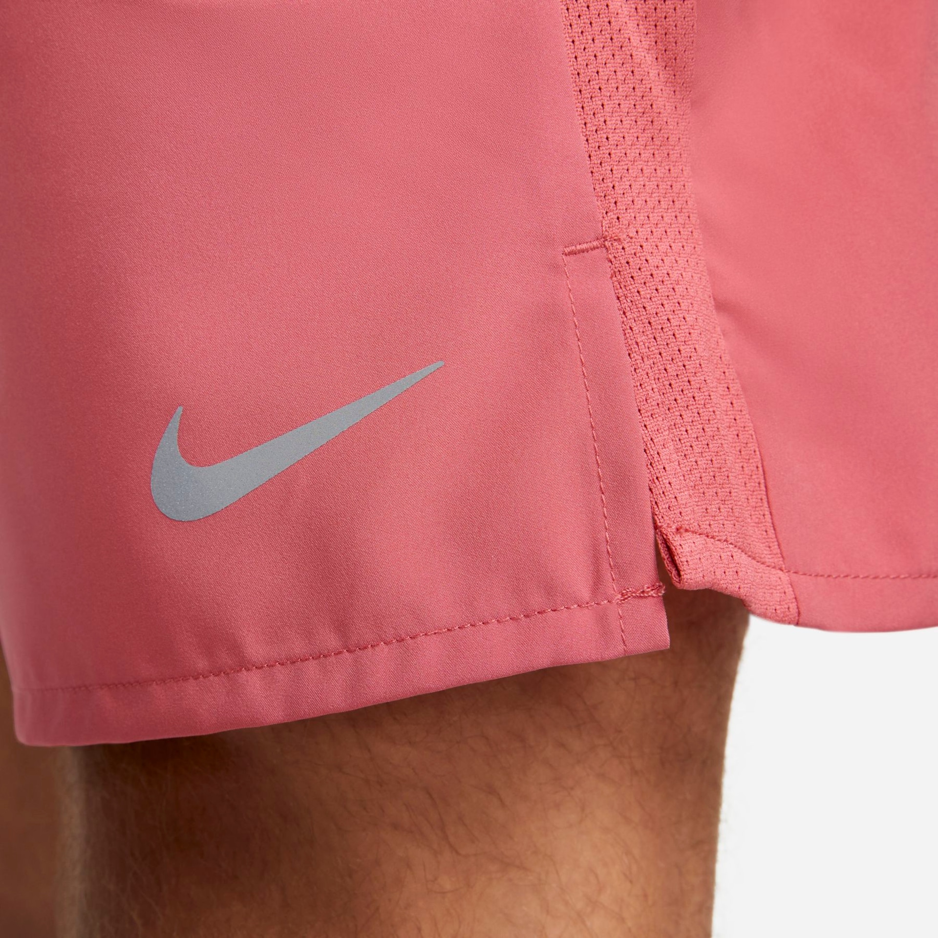 Shorts Nike Challenger Dri-FIT Masculino - Foto 5