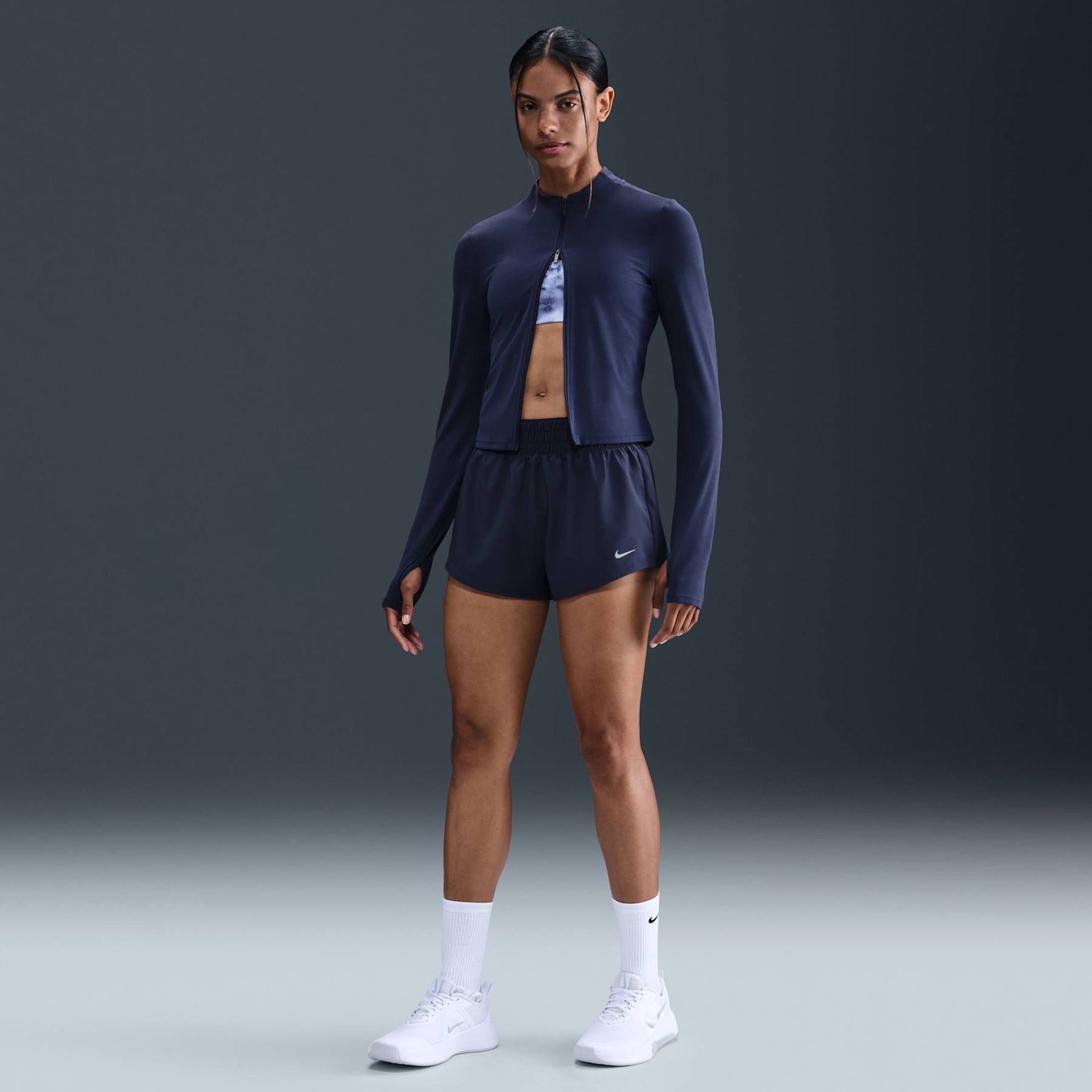 Shorts Nike One Feminino - Foto 1