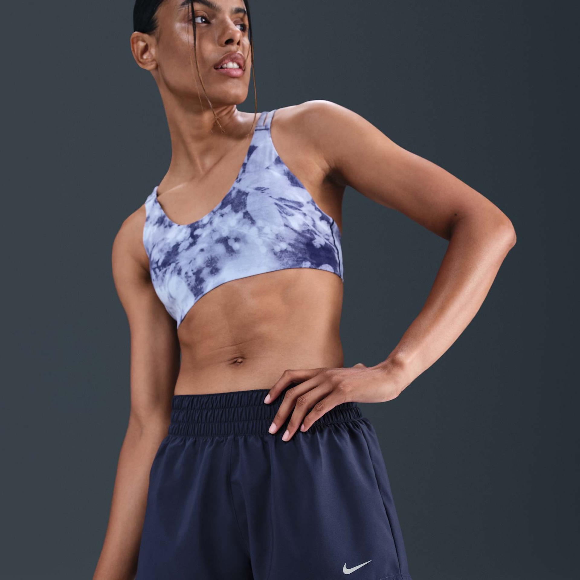 Shorts Nike One Feminino - Foto 2