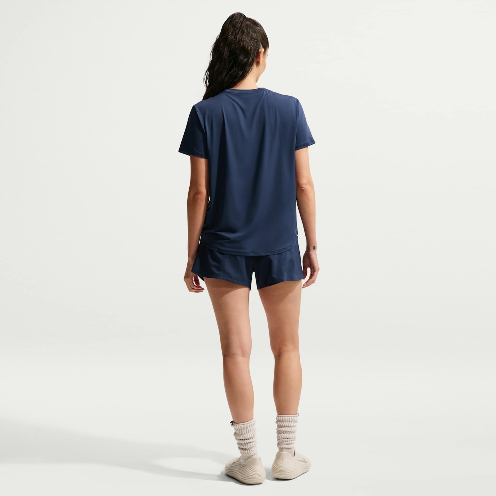 Shorts Nike One Feminino - Foto 5