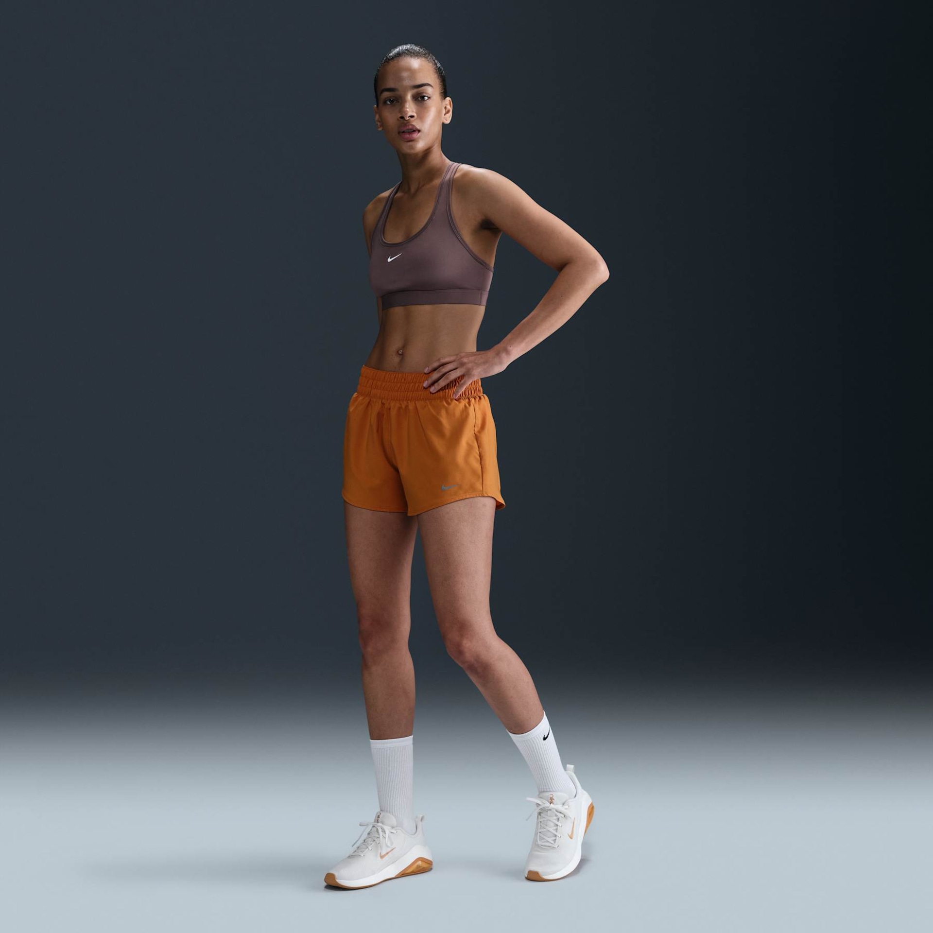 Shorts Nike One Feminino - Foto 1
