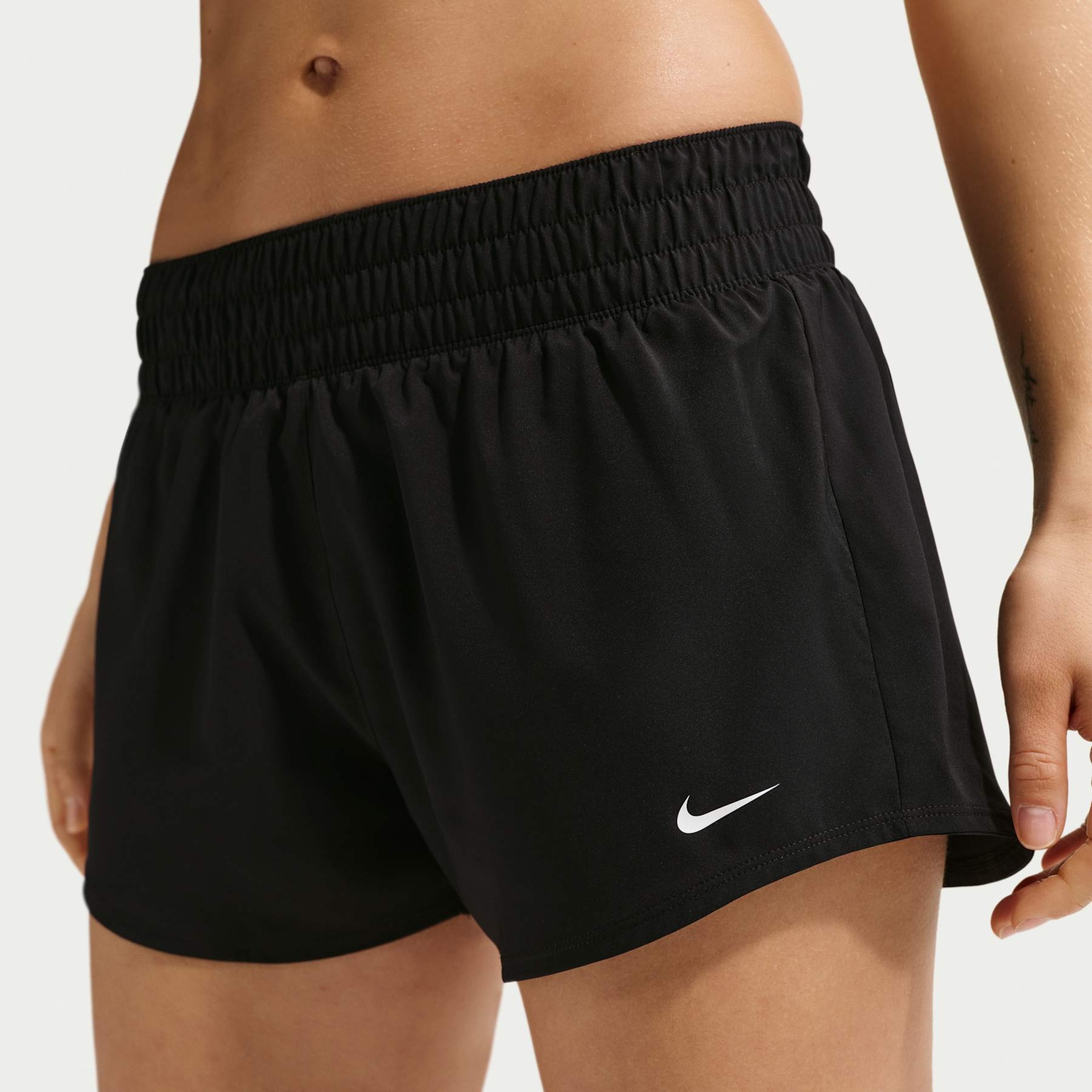 Shorts Nike One Feminino - Foto 2