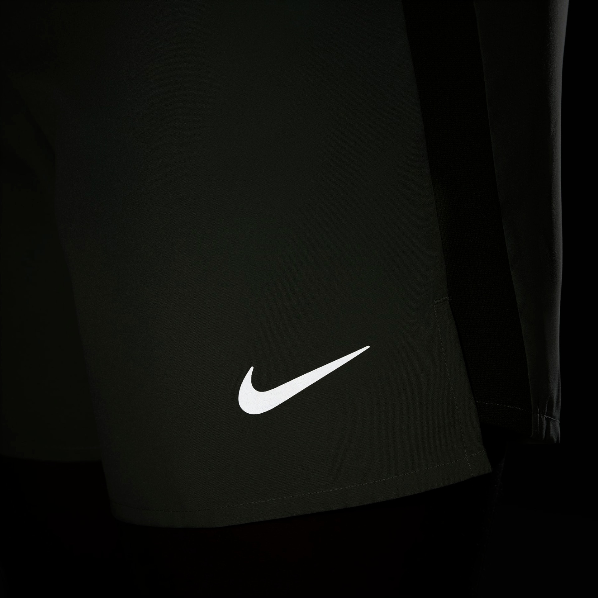 Shorts Nike Challenger Masculino - Foto 10