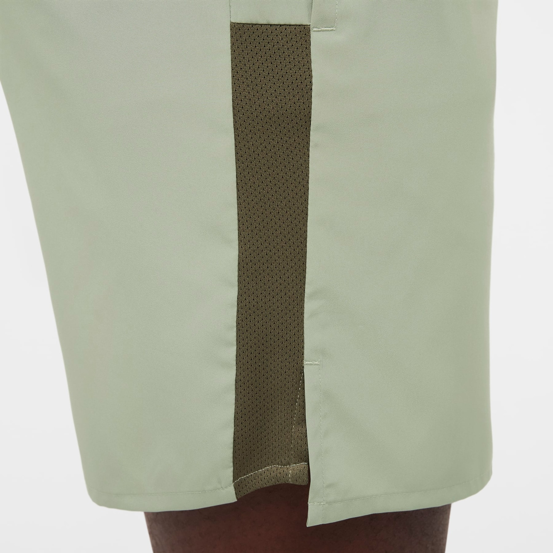 Shorts Nike Challenger Masculino - Foto 8