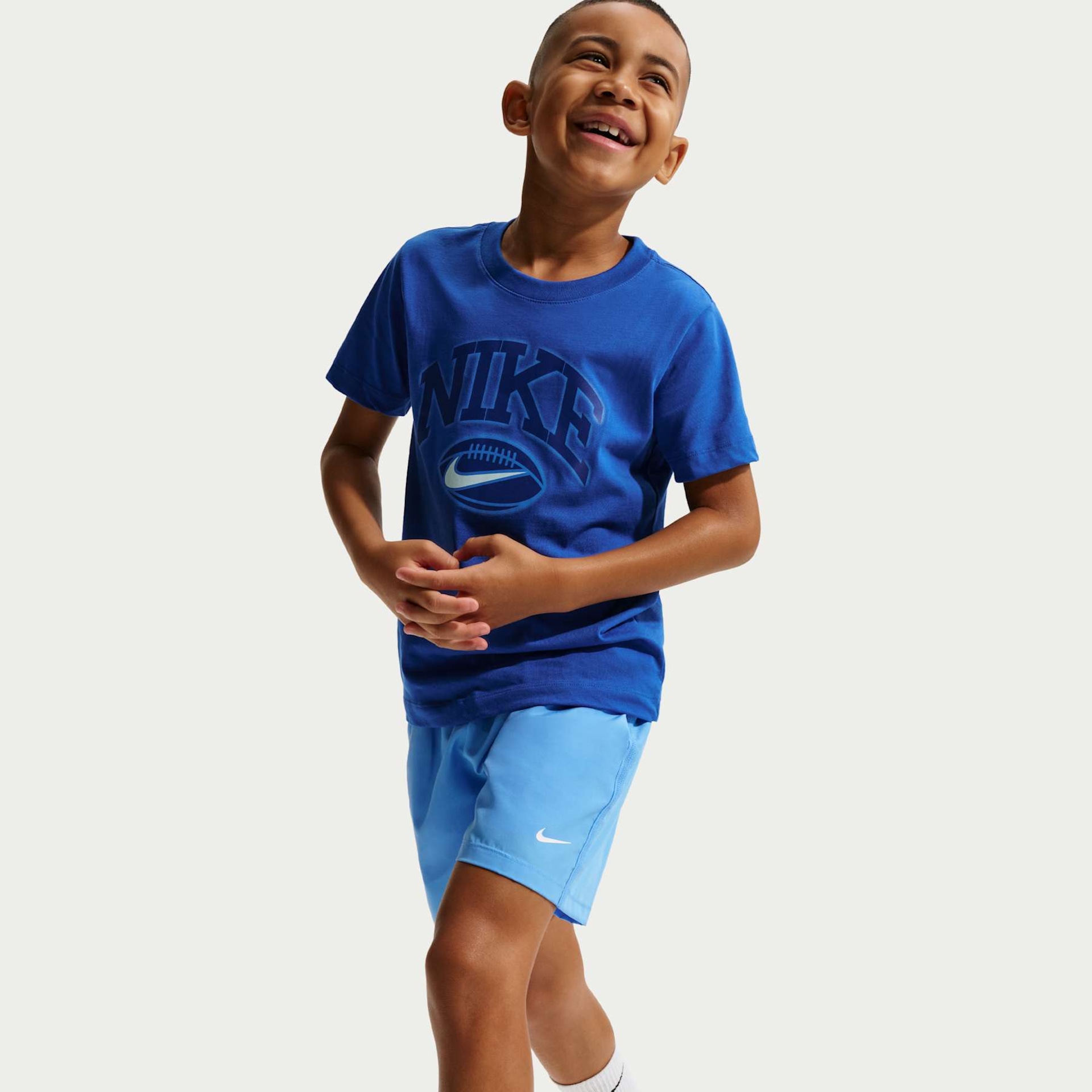 Shorts Nike Dri-FIT Multi+ Infantil - Foto 4