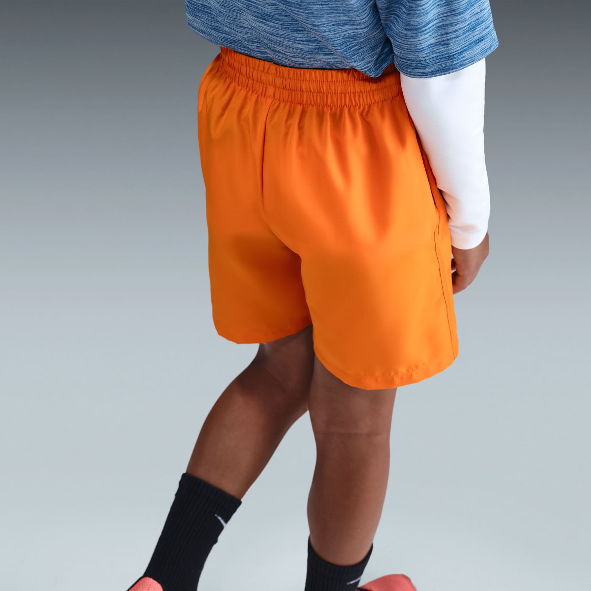 Shorts Nike Dri-FIT Multi+ Infantil - Foto 3