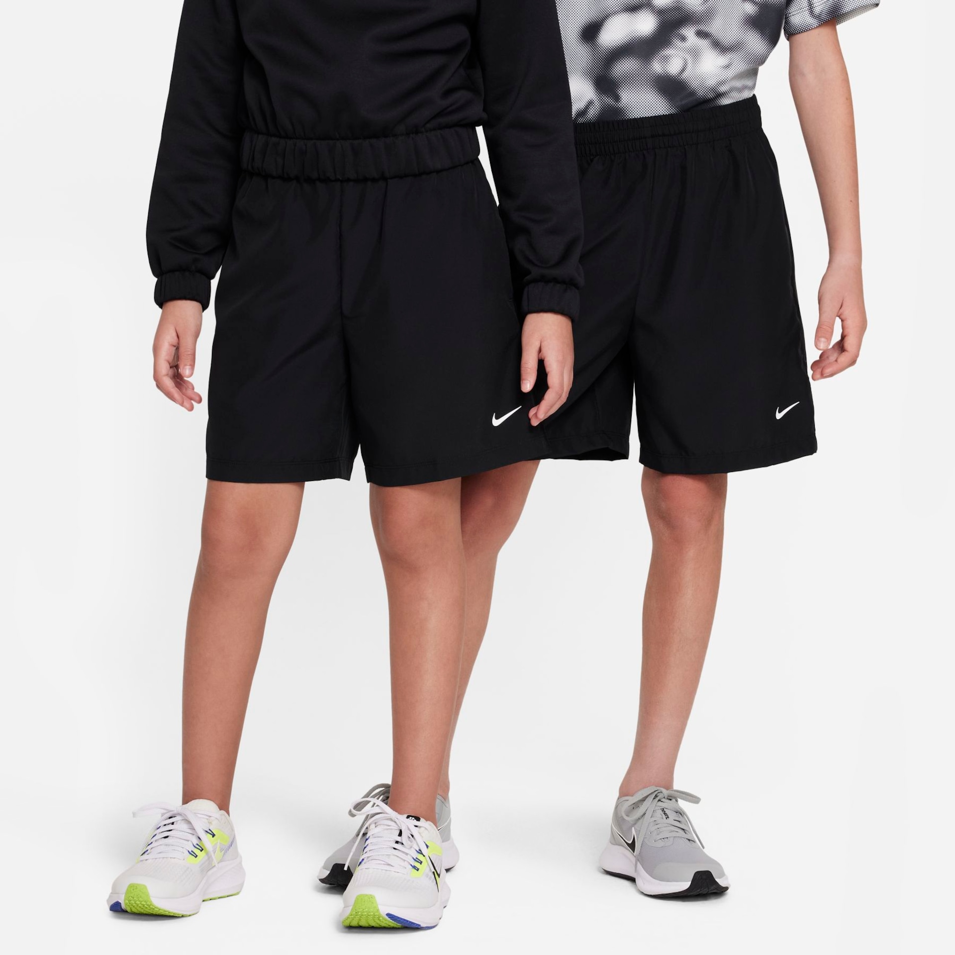 Shorts Nike Dri-FIT Multi+ Infantil - Foto 1