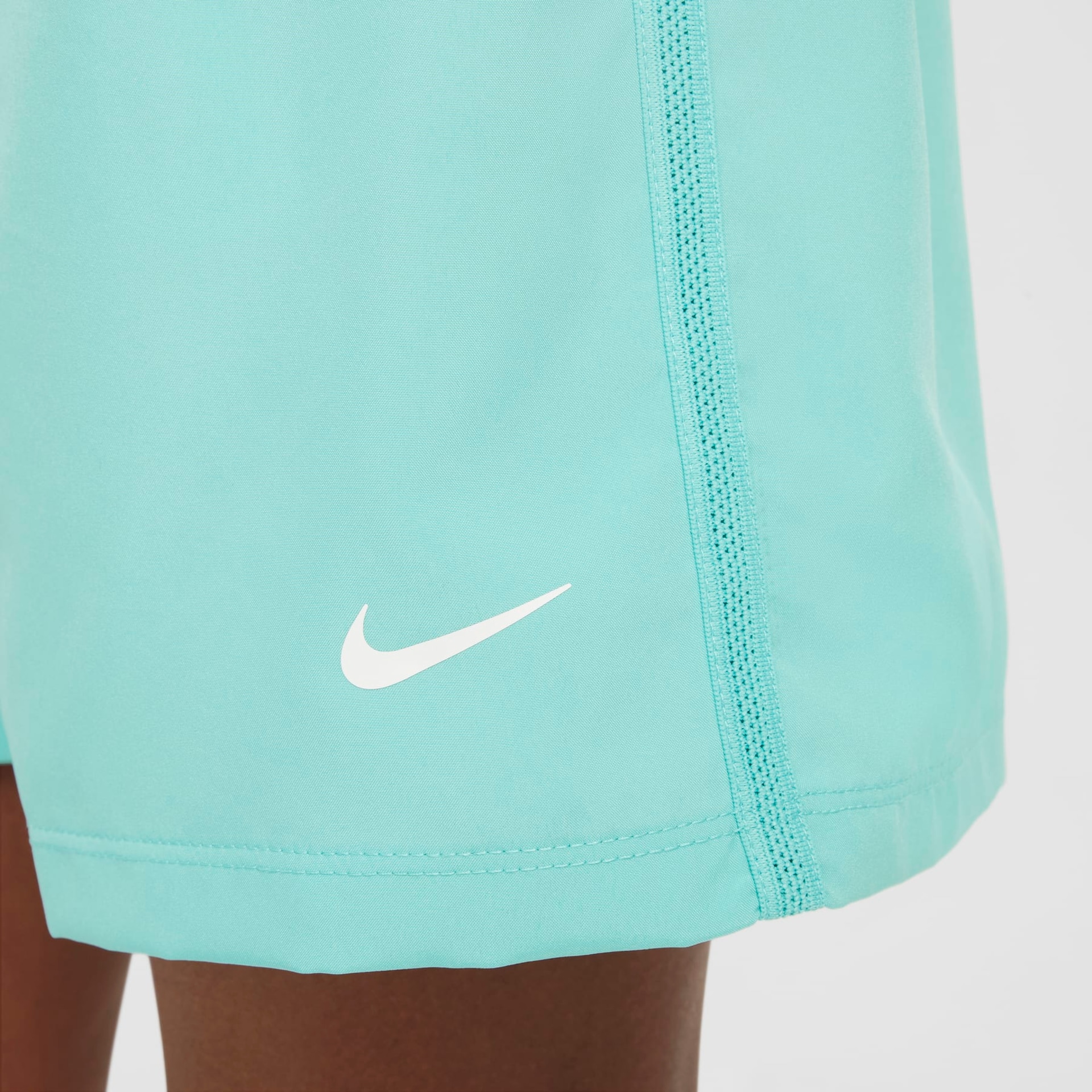 Shorts Nike Dri-FIT Multi+ Infantil - Foto 5