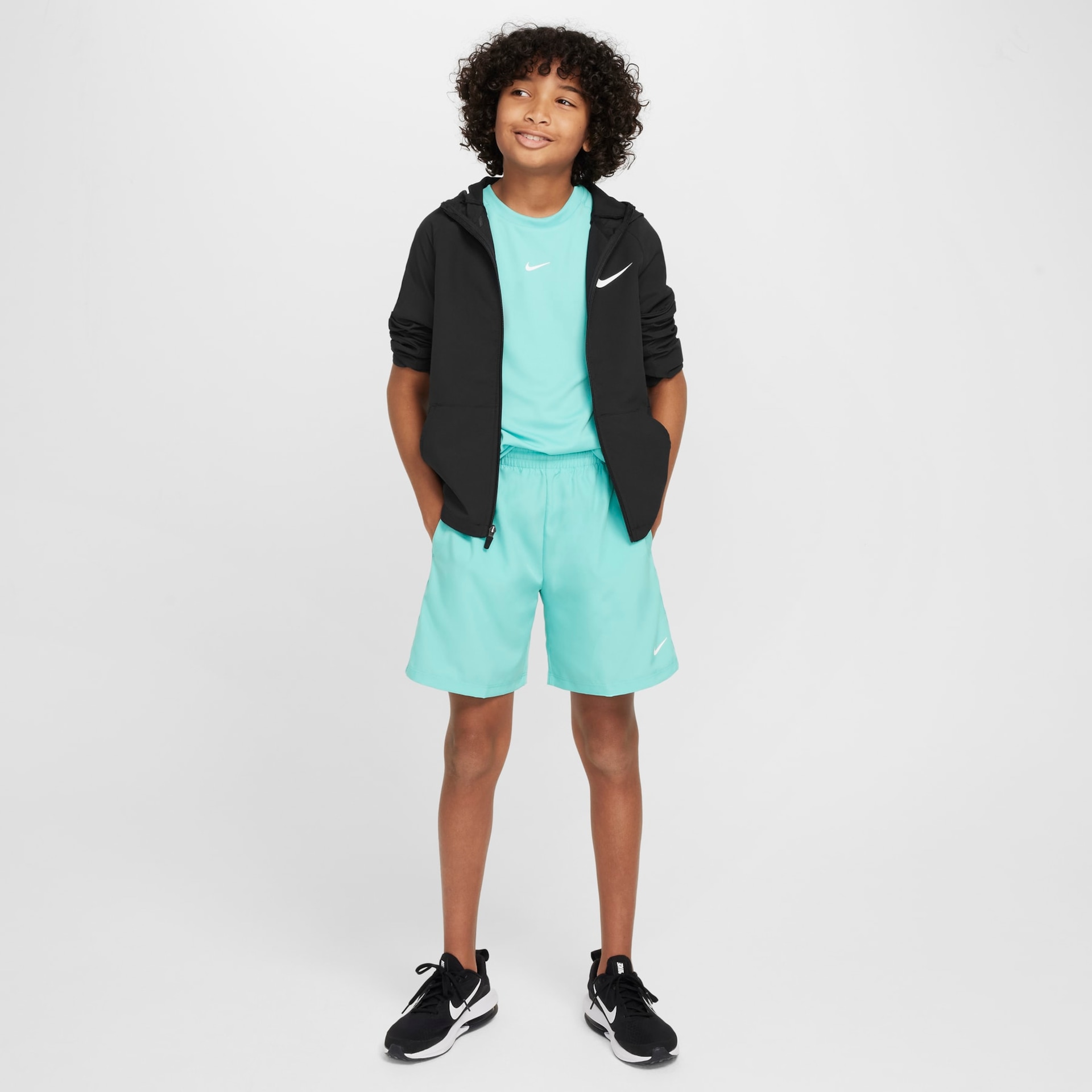 Shorts Nike Dri-FIT Multi+ Infantil - Foto 6