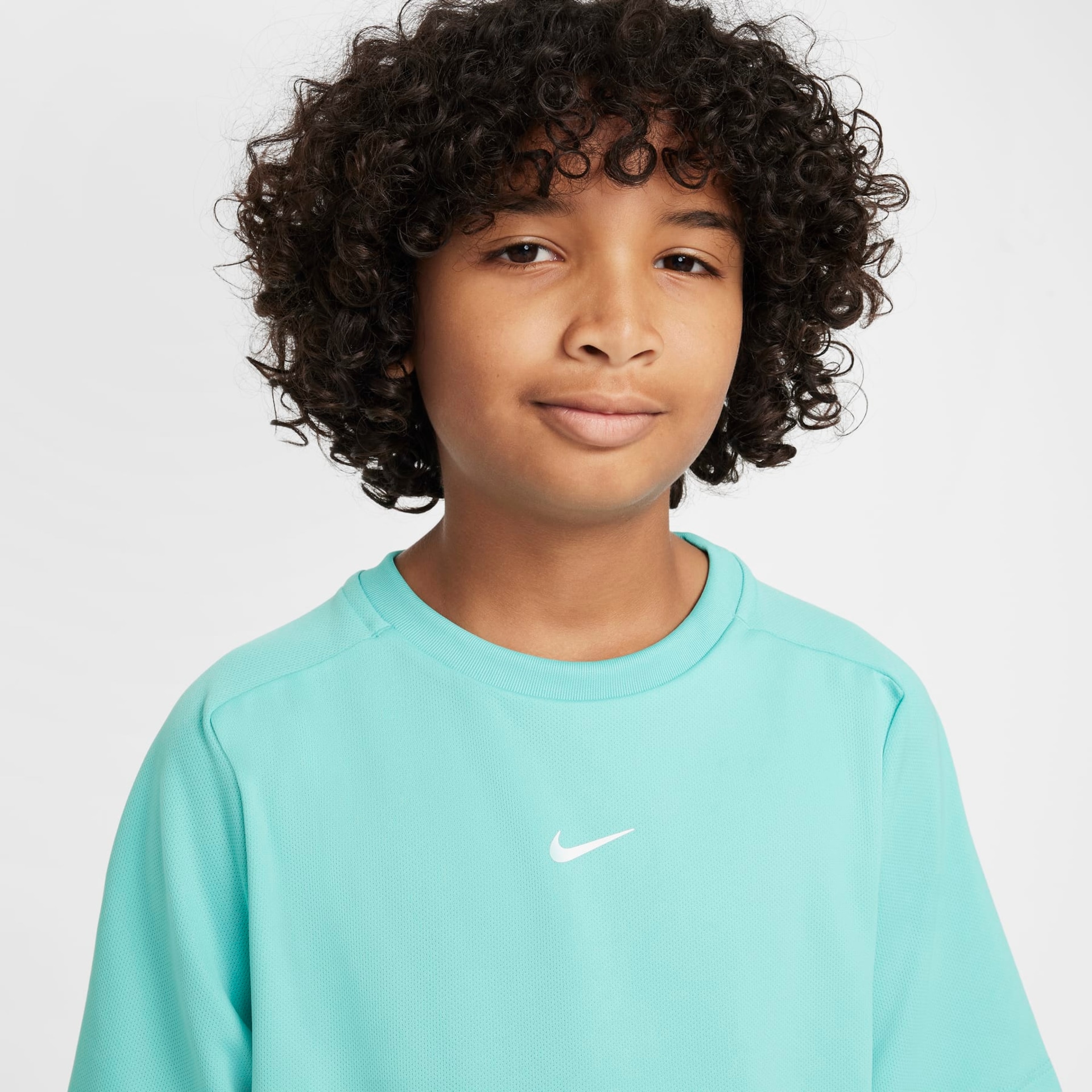 Camiseta Nike Dri-FIT Multi Infantil - Foto 2