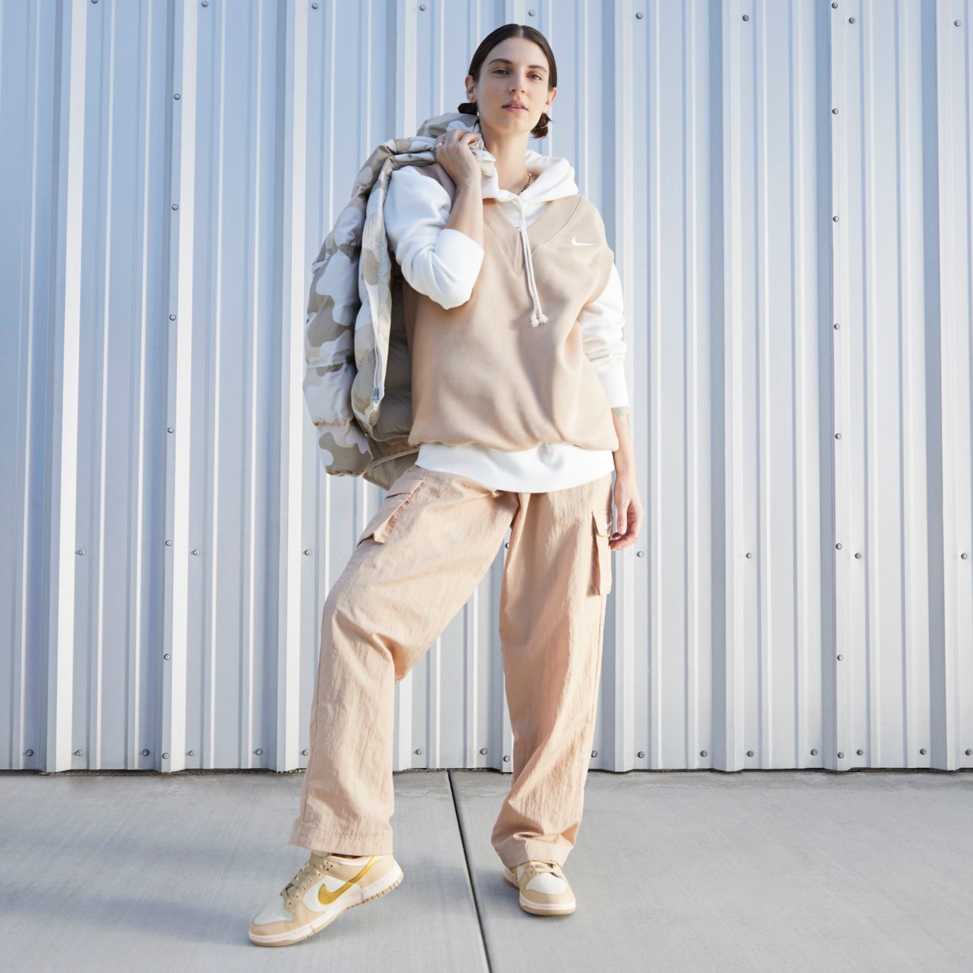 Tênis Nike Dunk Low Essential Trend Feminino - Foto 2