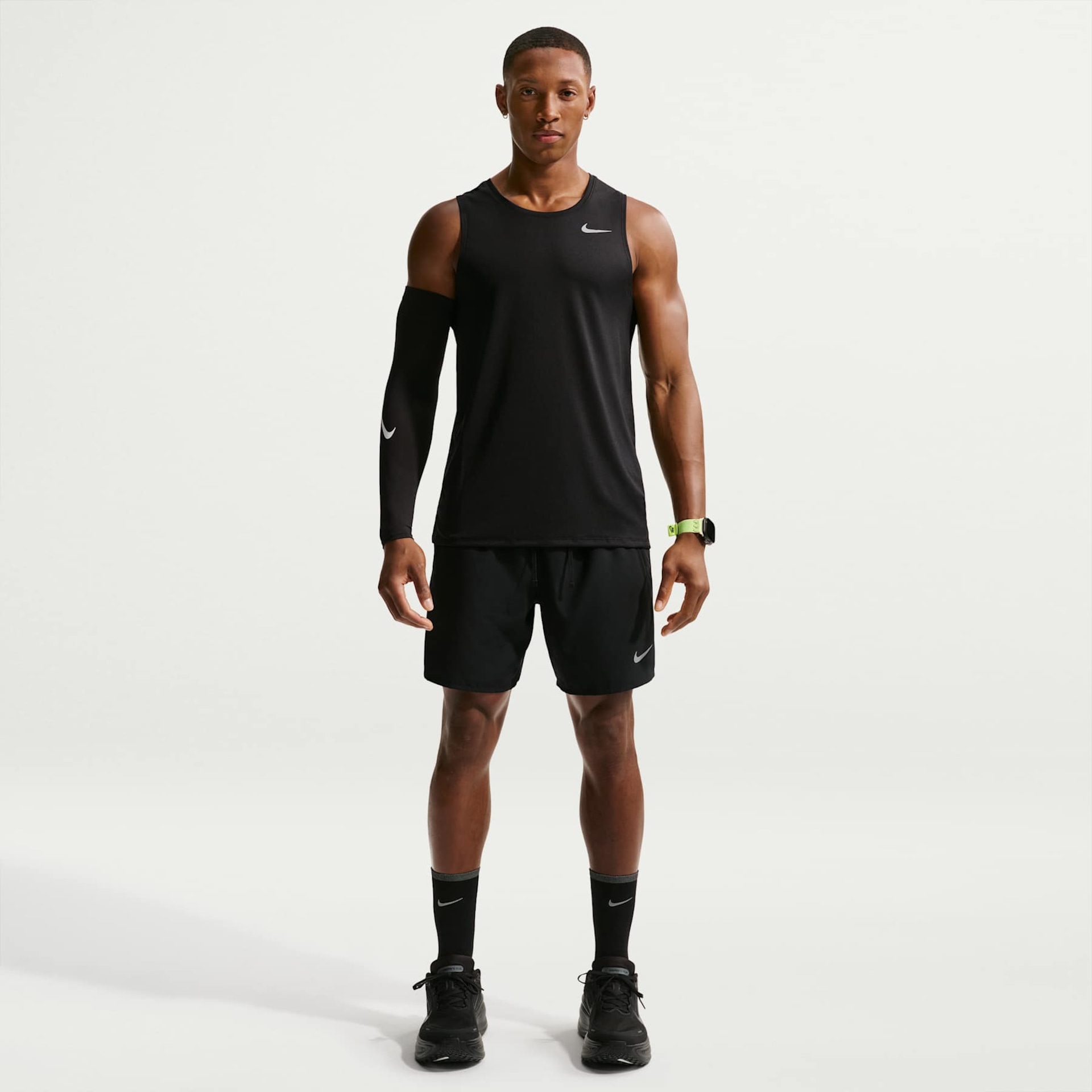 Regata Nike Dri-FIT Miler Masculina - Foto 4