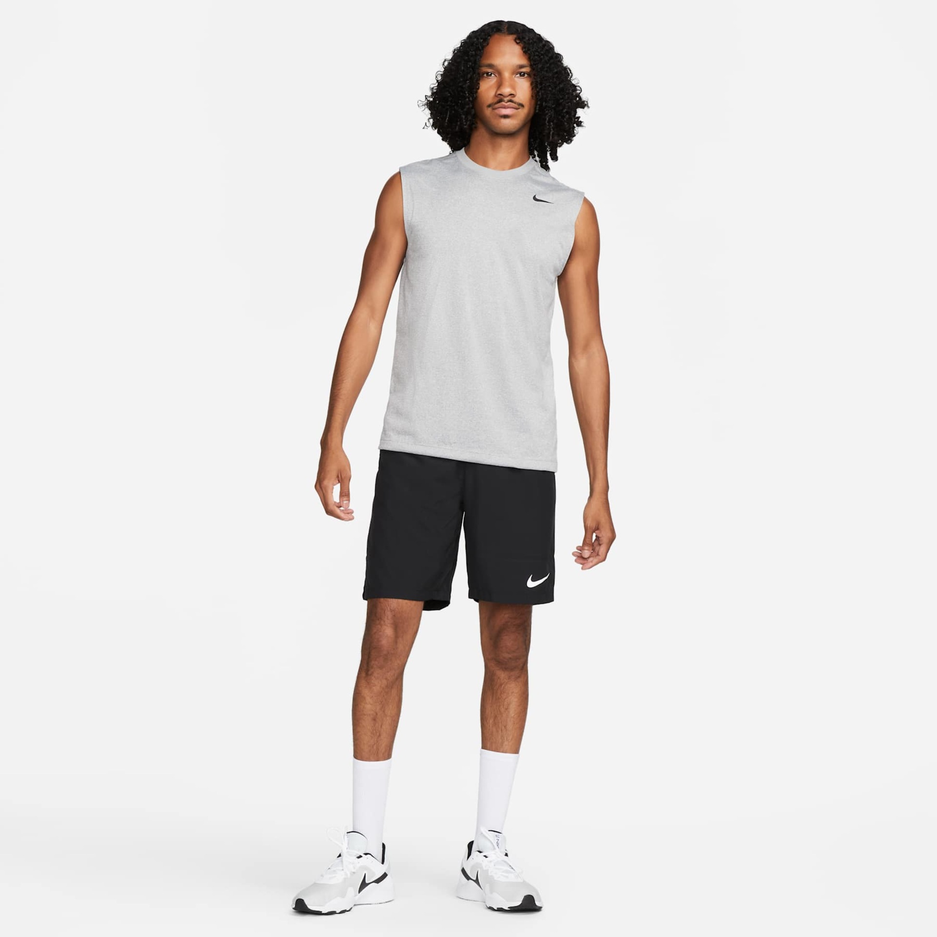 Regata Nike Dri-FIT Legend Masculina - Foto 5