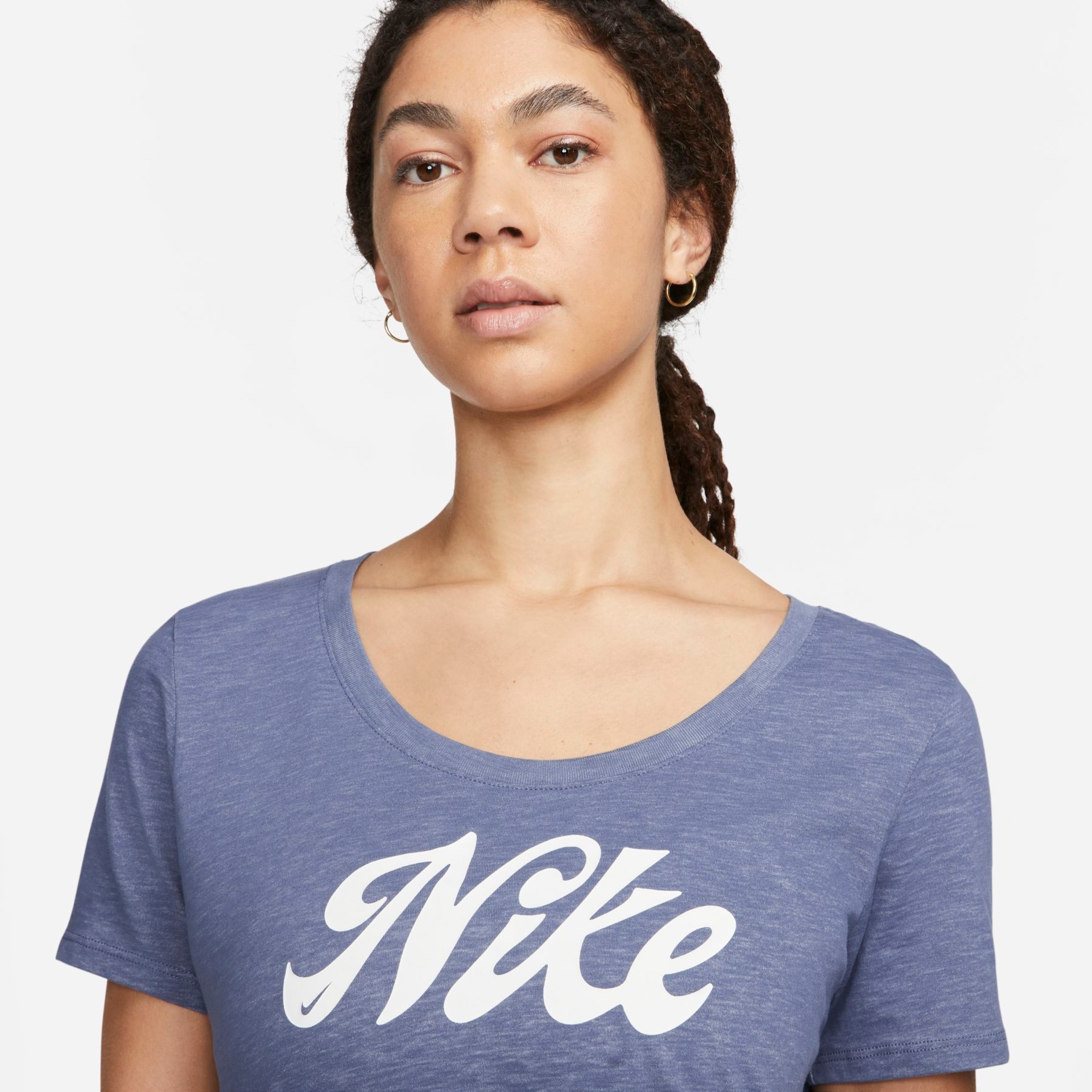 Camiseta Nike Dri-FIT Feminina - Foto 3